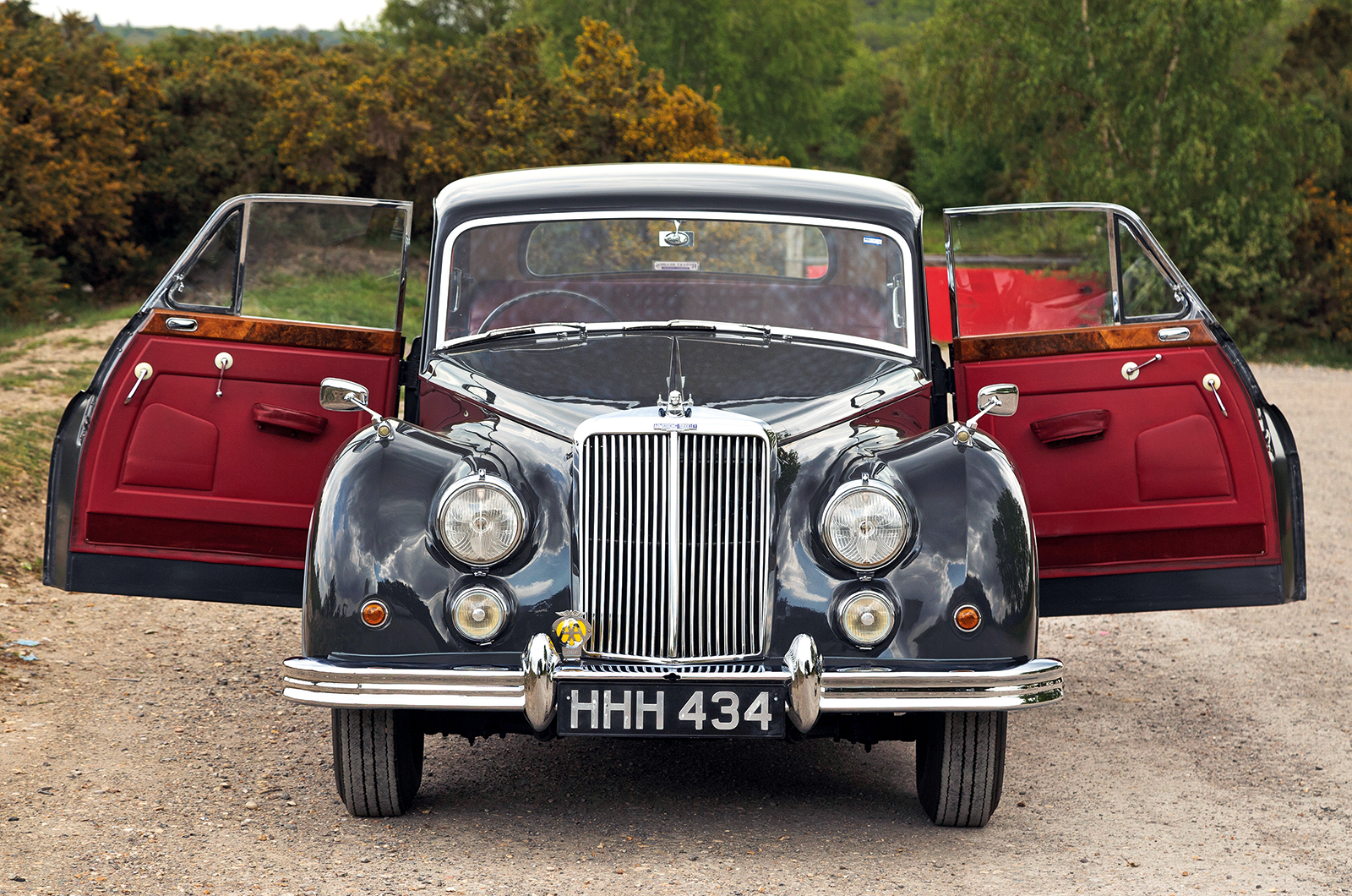 Classic & Sports Car – Buyer’s guide: Jaguar MkVII-MkIX