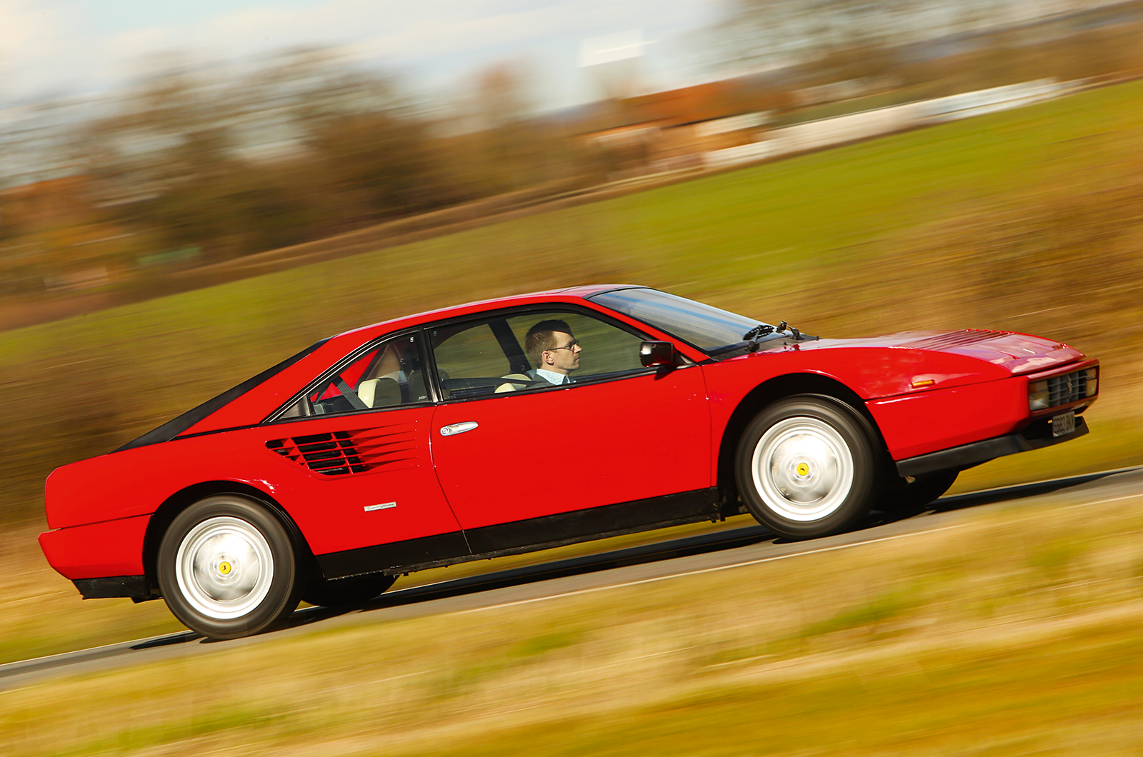 Classic & Sports Car – Ferrari Mondial: from zero to hero