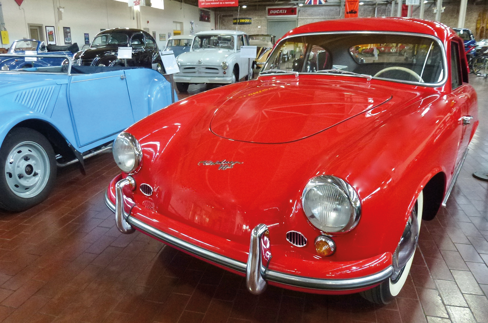 Classic & Sports Car – Classic shrine: Lane Motor Museum