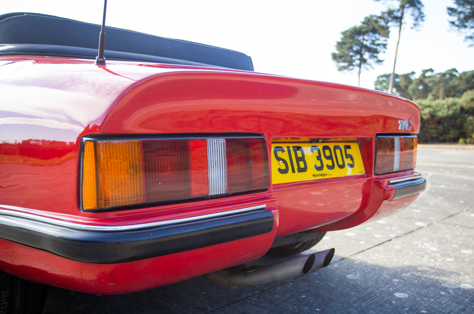 Classic & Sports Car – Win this classic TVR and raise money for Ukraine