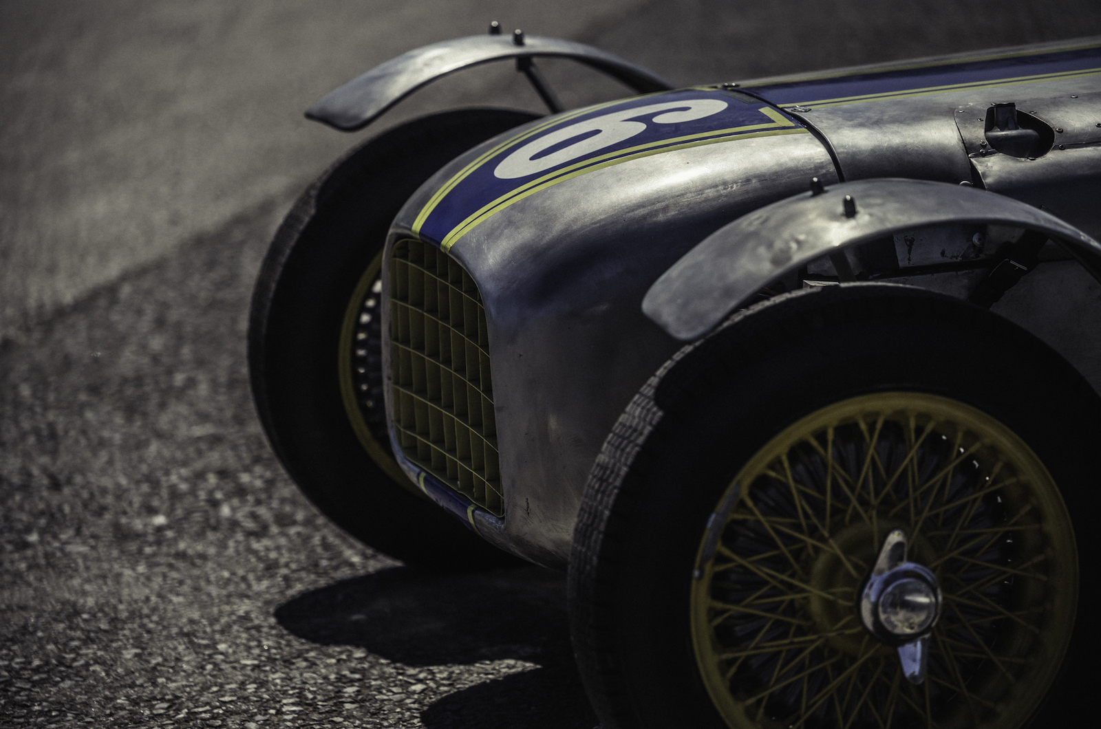 Classic & Sports Car - Lotus Six: flyweight flyer 