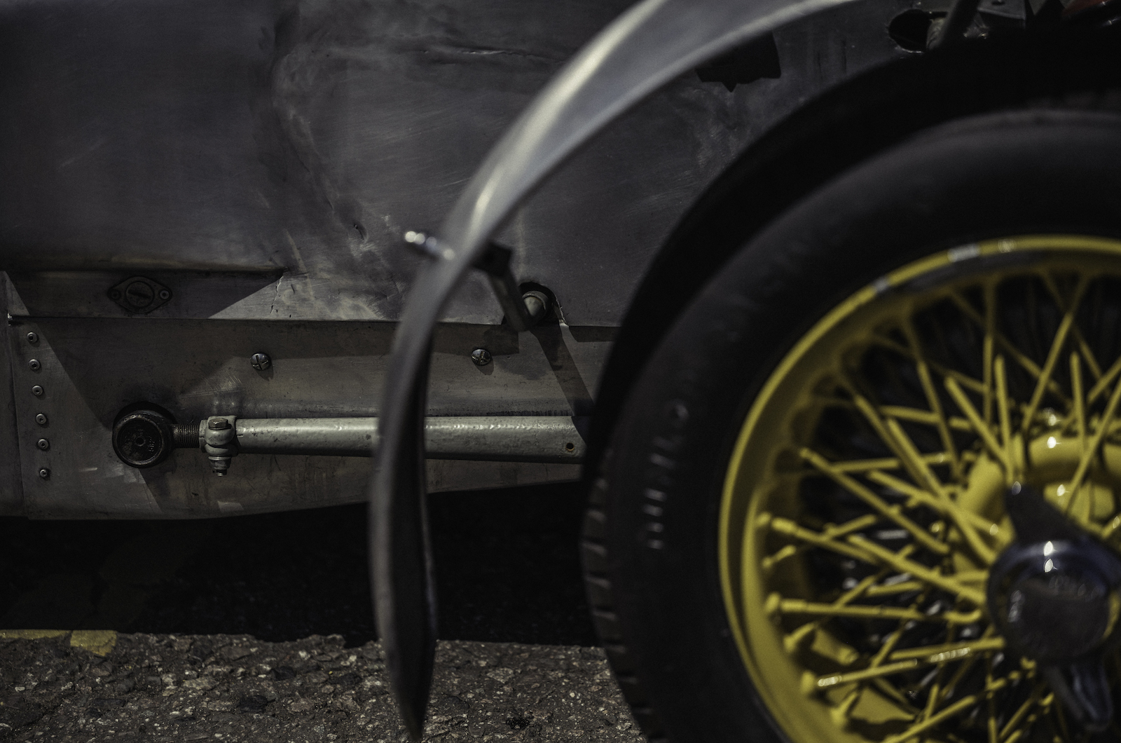 Classic & Sports Car - Lotus Six: flyweight flyer 