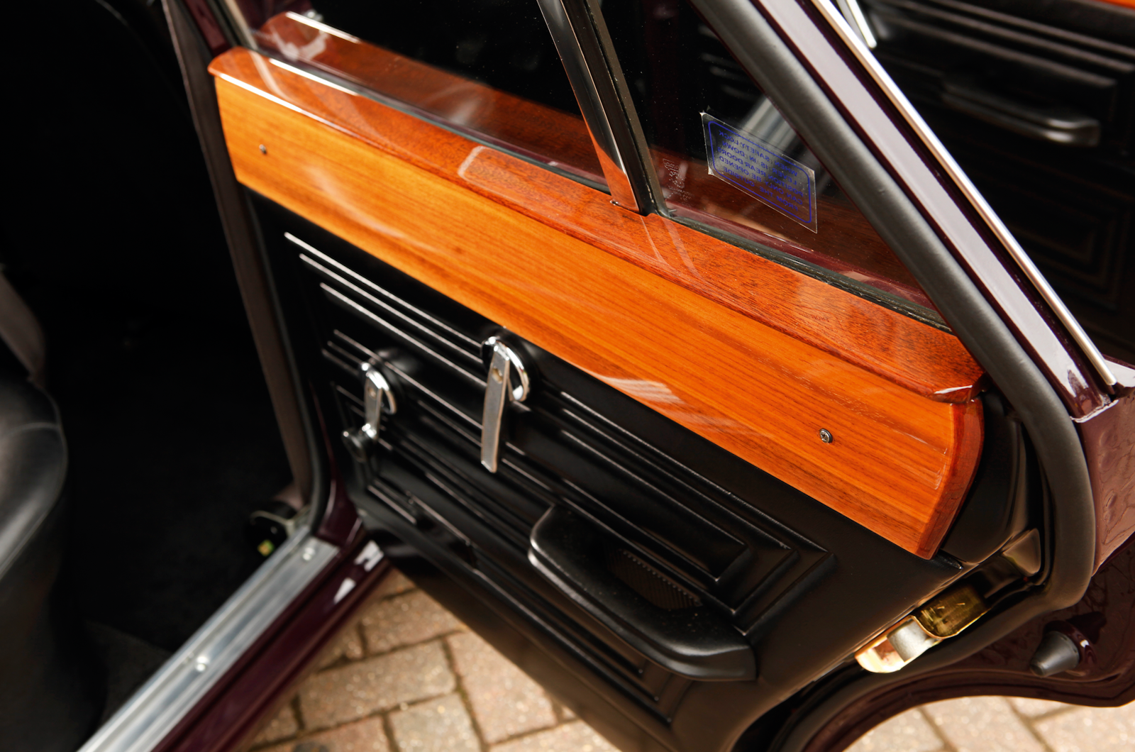 Classic & Sports Car - Perks of the job: Ford Cortina 1600E vs Renault 16TS vs Fiat 125S