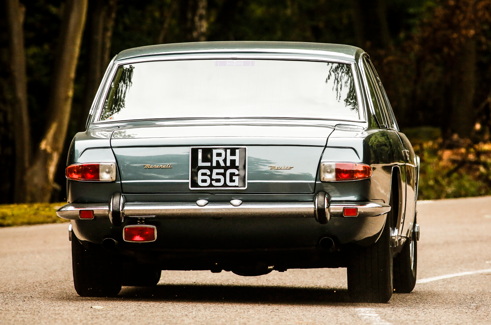 Classic & Sports Car - Welcome to the jet set: Ferrari 365GT 2+2 vs Maserati Mexico vs Monteverdi 375L