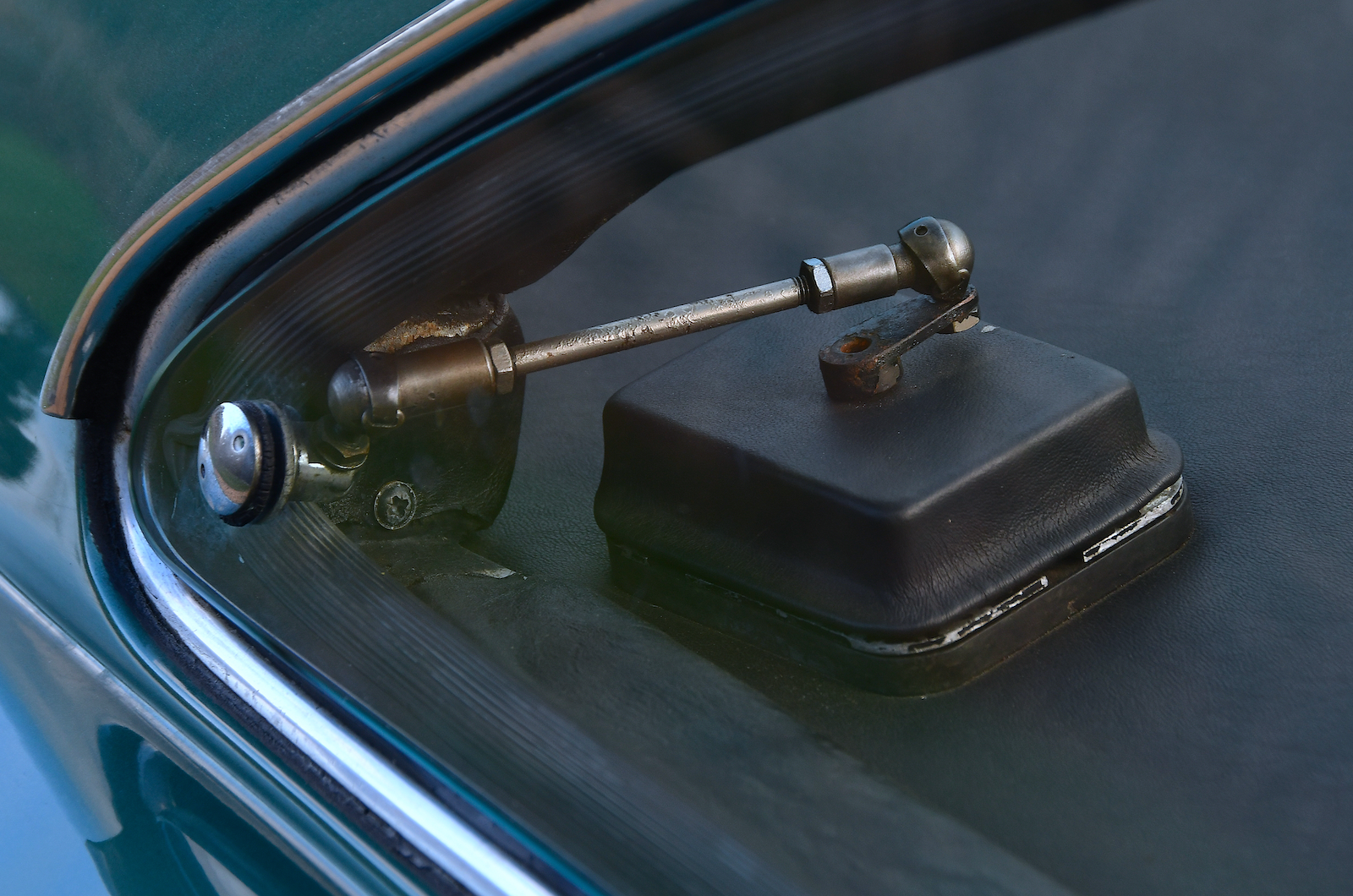 Classic & Sports Car – Driving Tadek Marek’s unique Aston Martin DB4