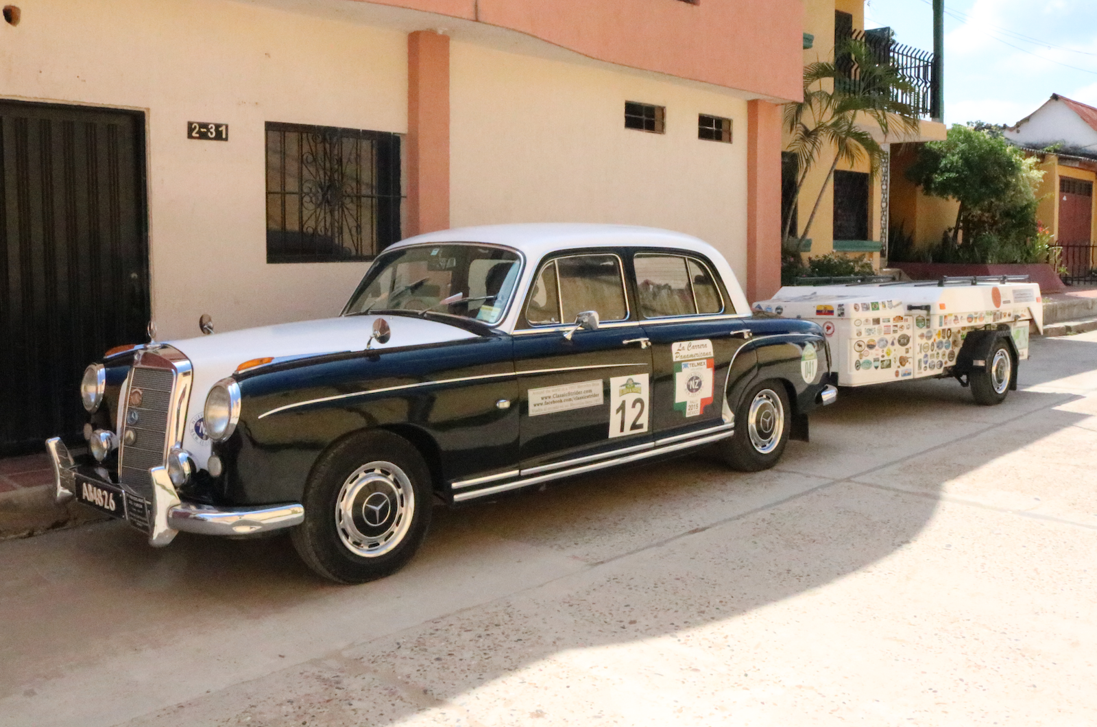 Classic & Sports Car - A global phenomenon - The Mercedes Ponton 220S 