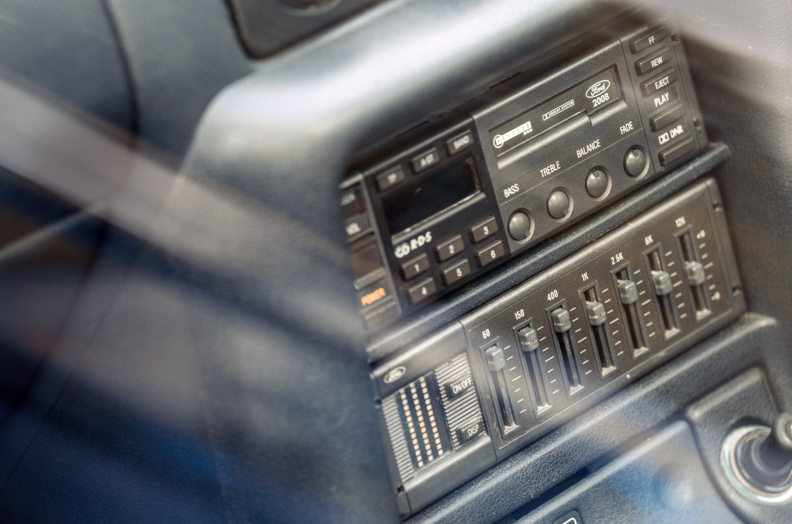 Classic & Sports Car - Black & Blue: Ford Escort RS Cosworth vs Subaru Impreza P1