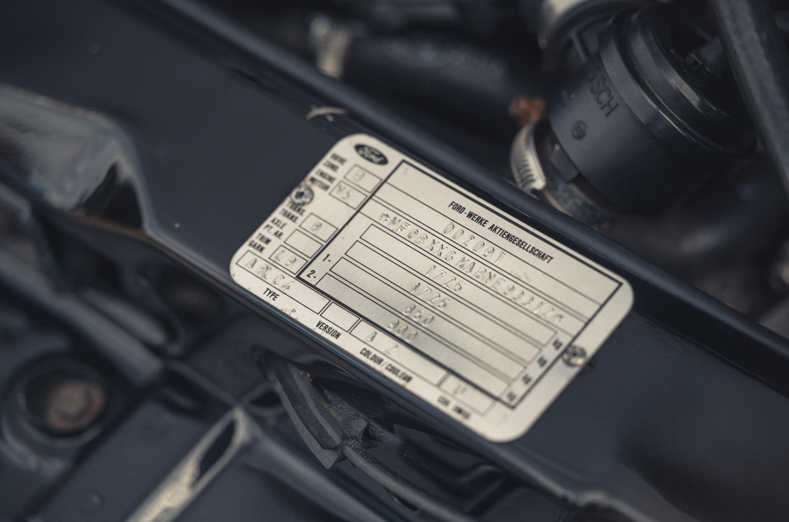 Classic & Sports Car - Black & Blue: Ford Escort RS Cosworth vs Subaru Impreza P1