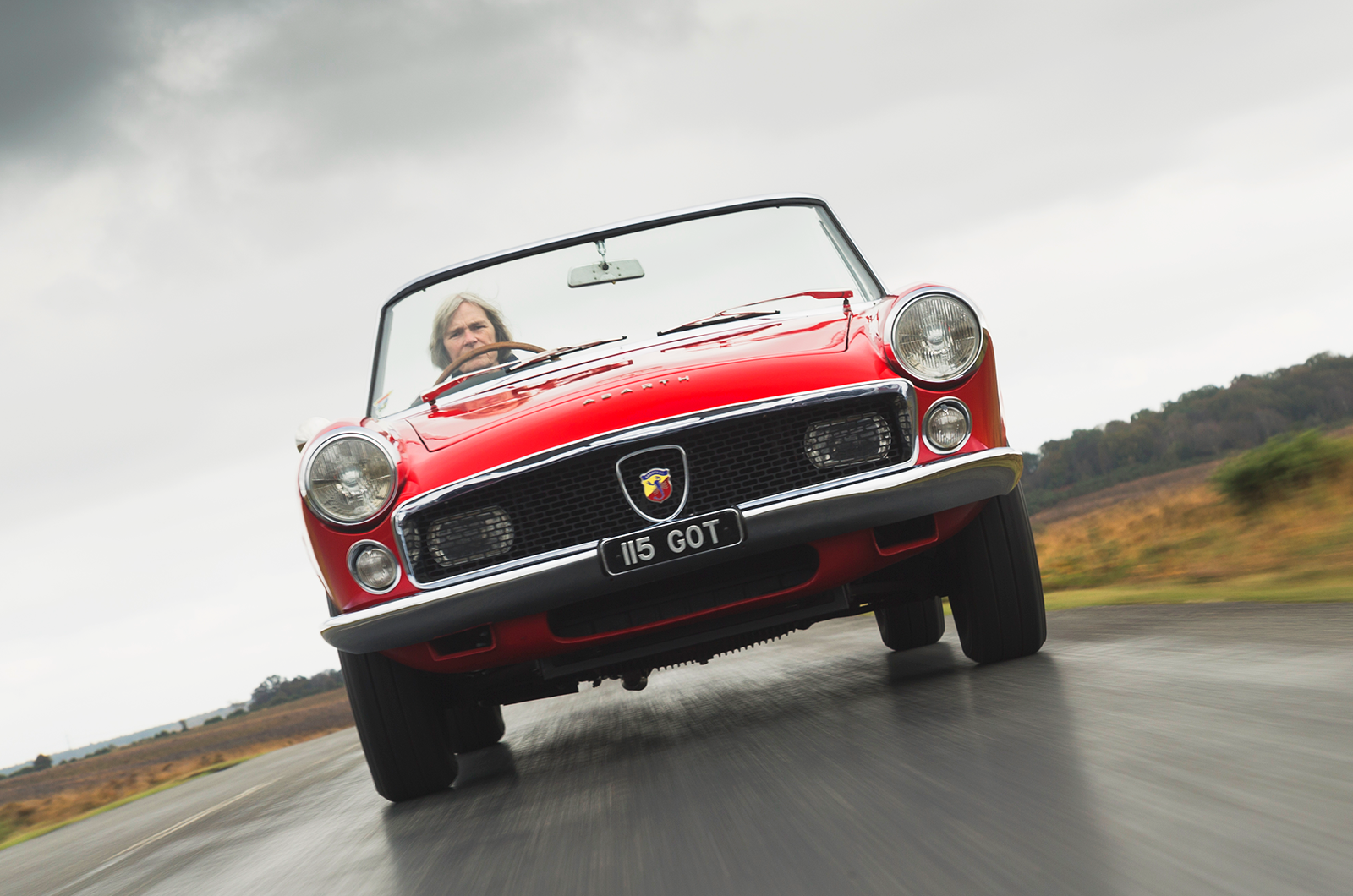 Classic & Sports Car – Abarth 2200 Spider: on a softer note