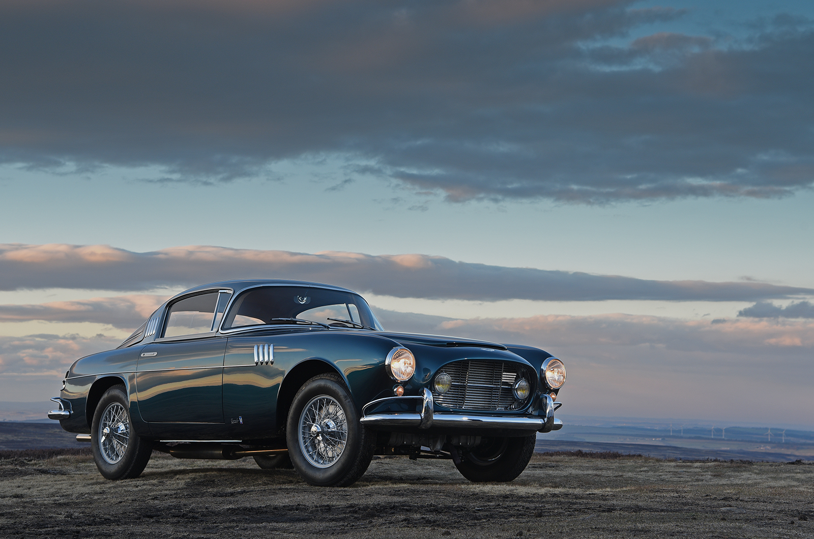 Classic & Sports Car – Aston Martin DB2/4 Vignale: fitted out for a king