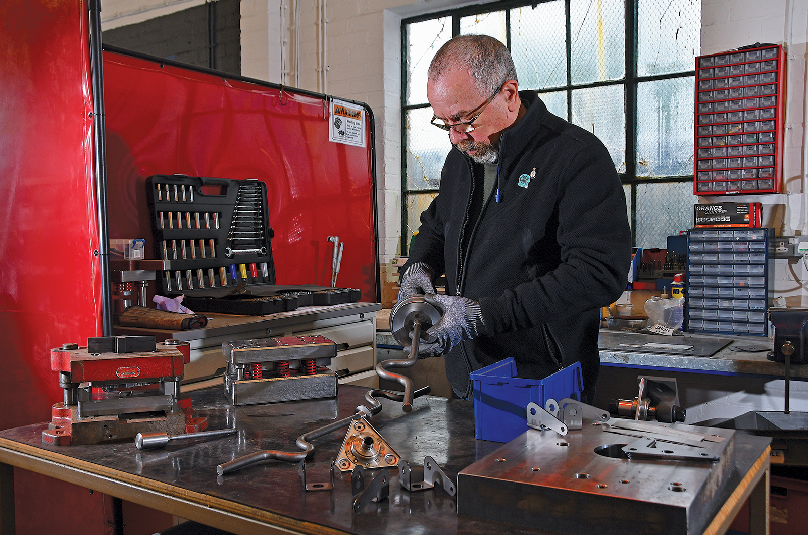 Classic & Sports Car – The specialist: J40 Motor Company