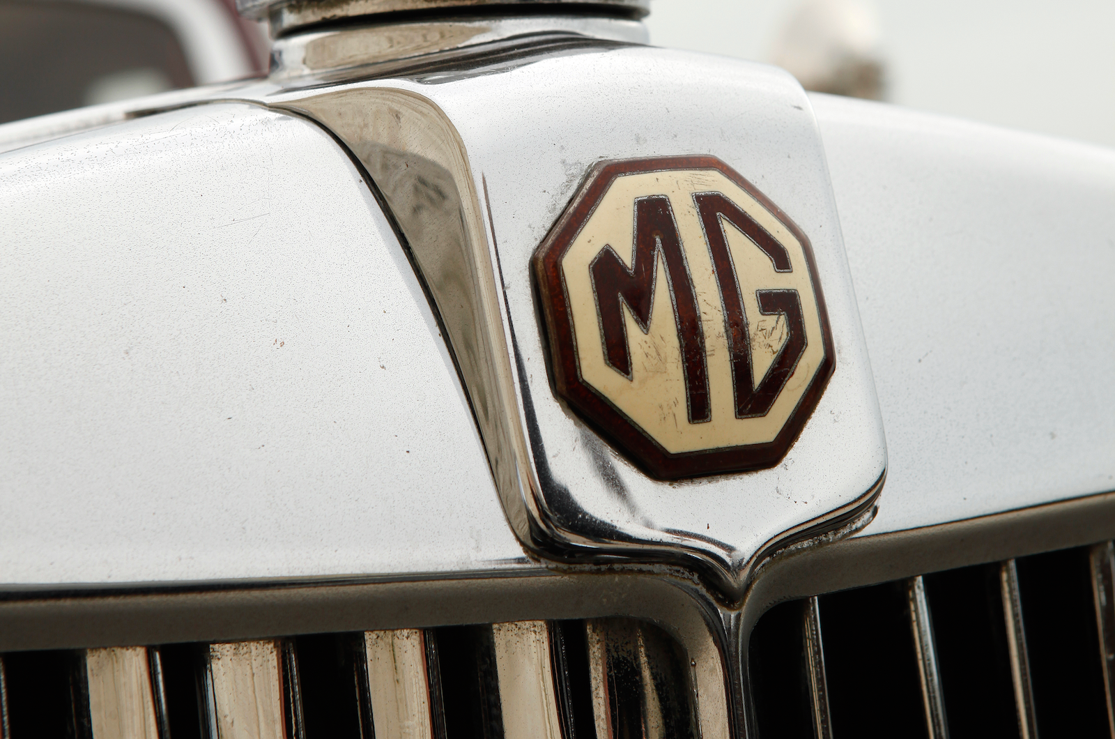 Classic & Sports Car - British Sporting Saloons - MG VA vs Riley 12/4 