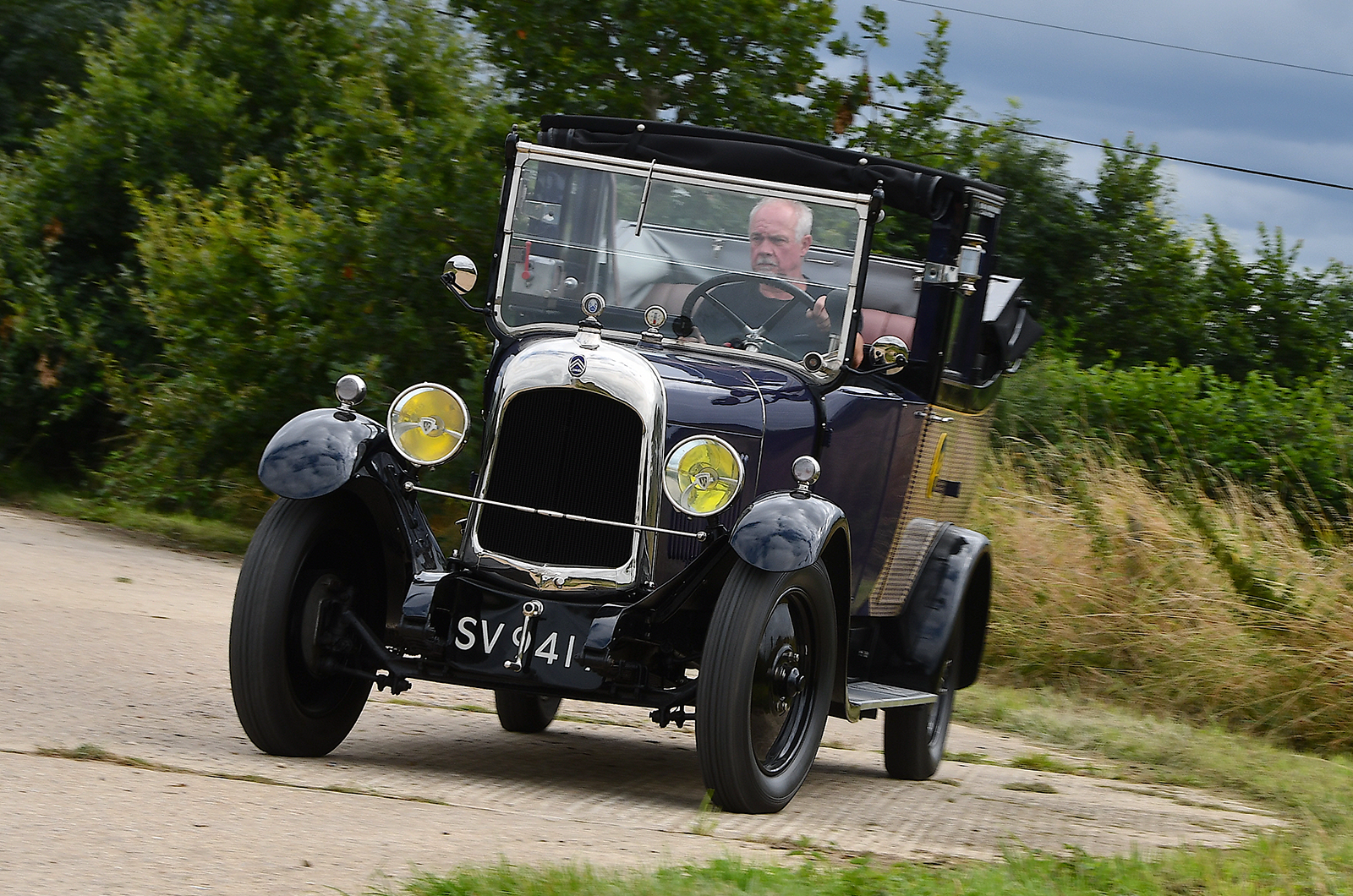 Classic & Sports Car - Citroën B12 taxi: my fare landaulet