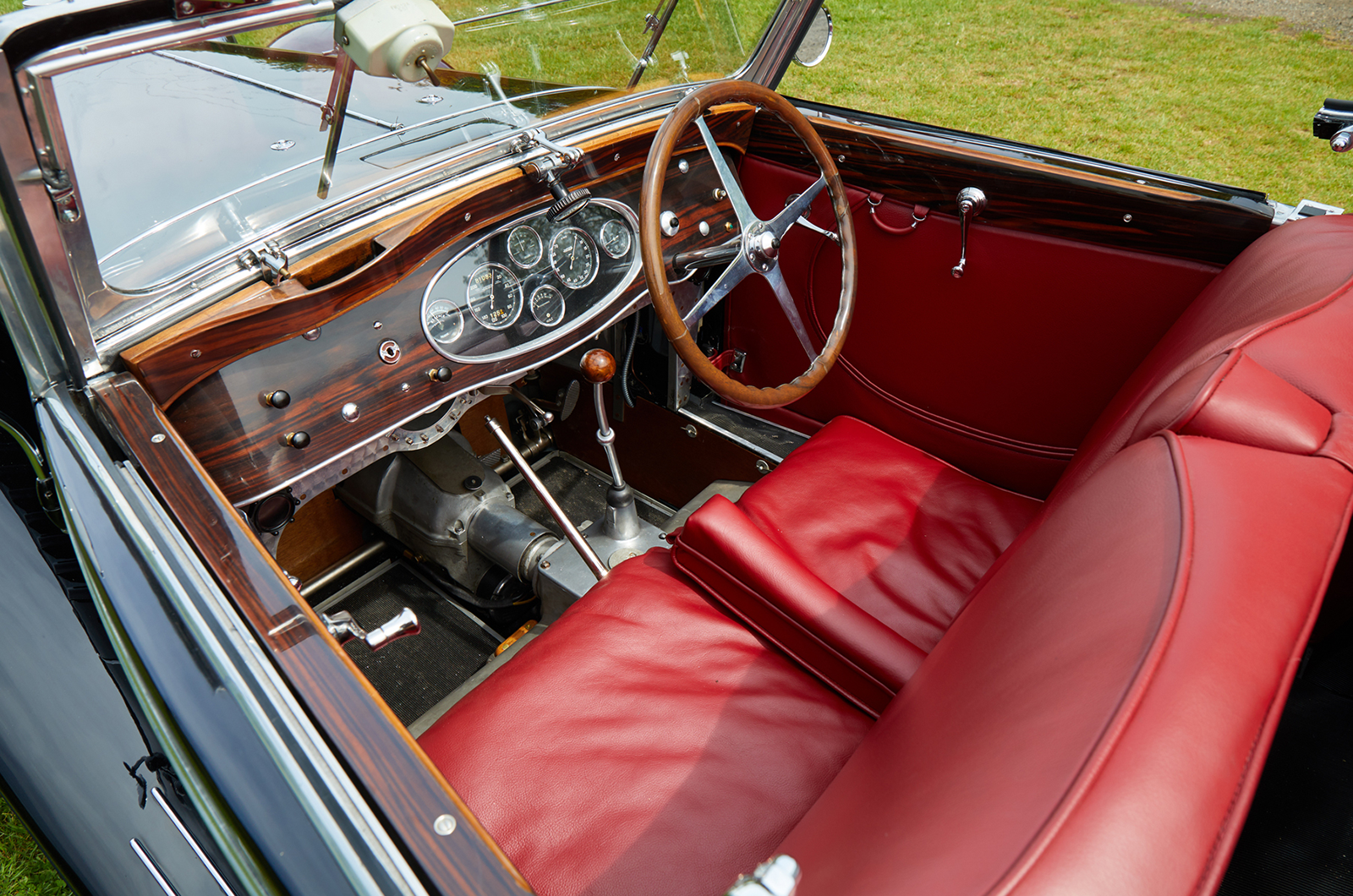 Classic & Sports Car - Rare Ferrari and Bugatti join the London Concours lineup