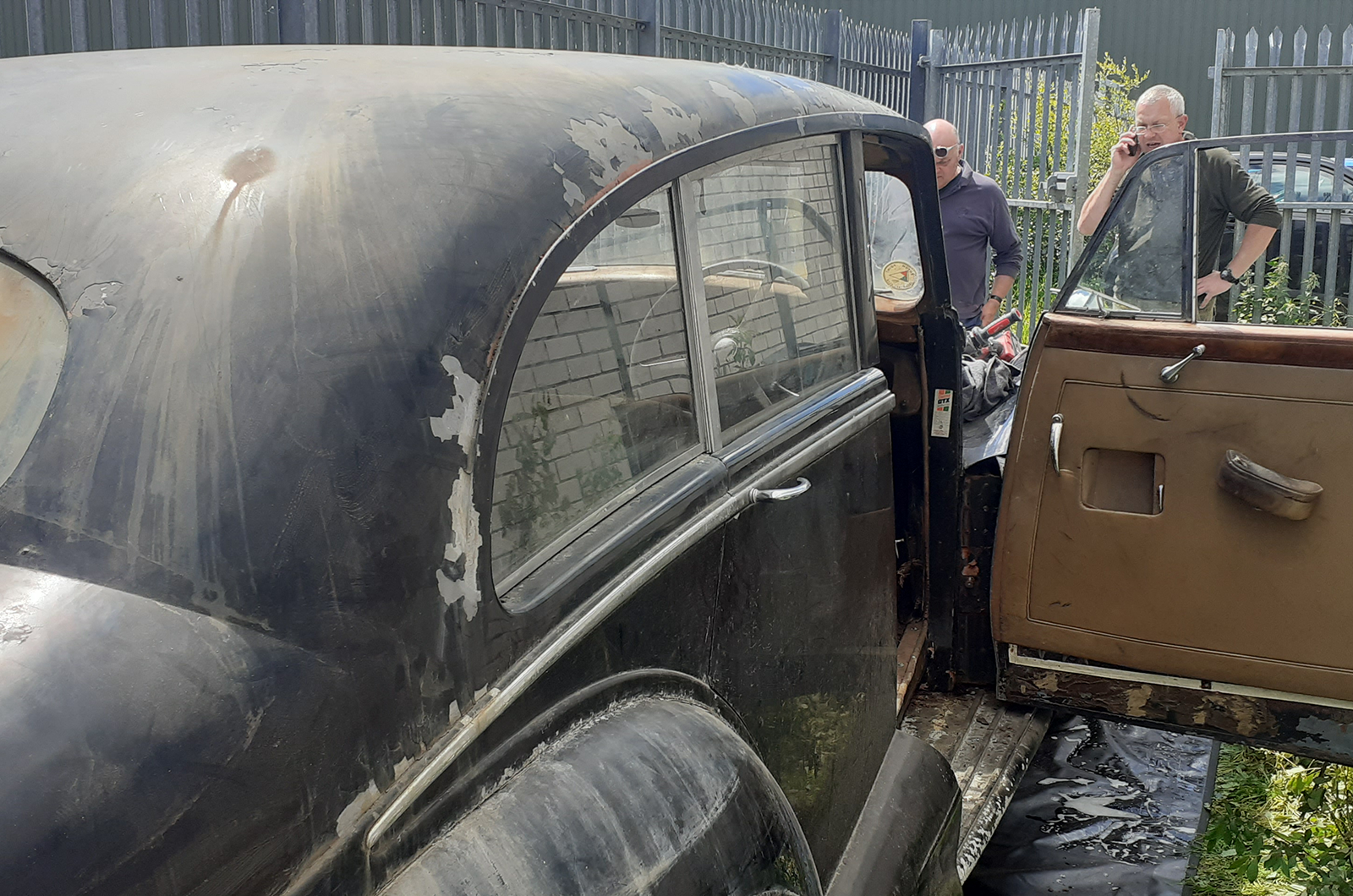 Classic & Sports Car – Rolls-Royce Silver Wraith: somebody please talk me out of this