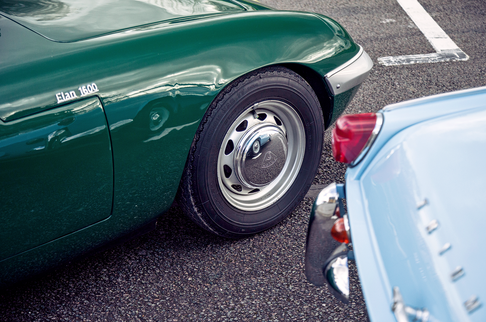 Classic & Sports Car - Triumph Spitfire vs MGB vs Lotus Elan: a new dawn