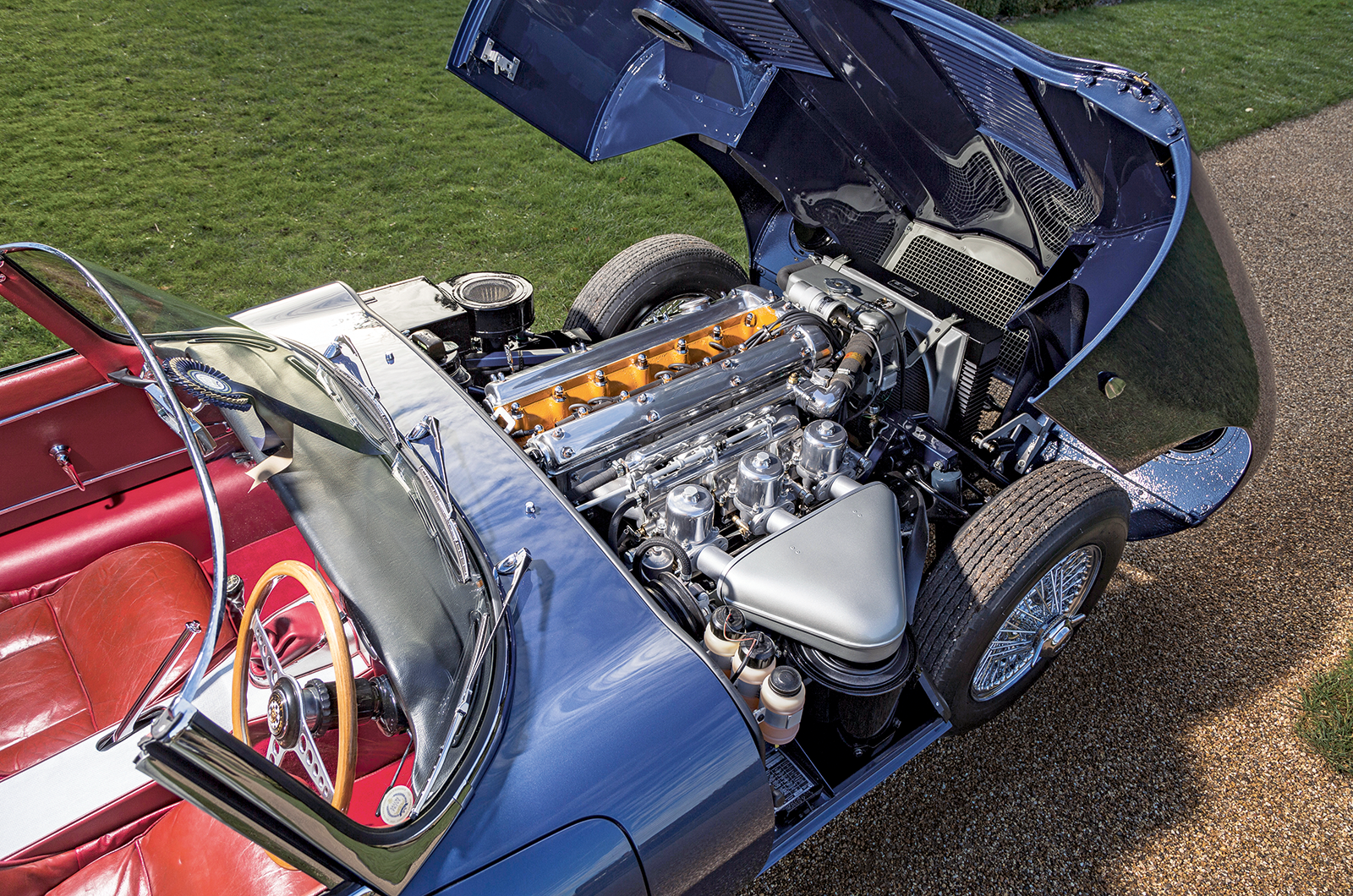 Classic & Sports Car - Jaguar E-type: a quest for perfection