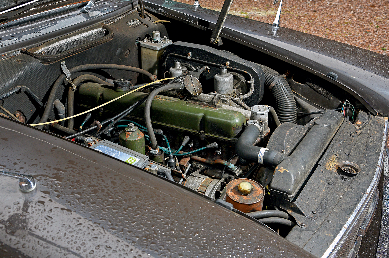 Classic & Sports Car - Austin 3 Litre vs Wolseley Six: affordable luxury