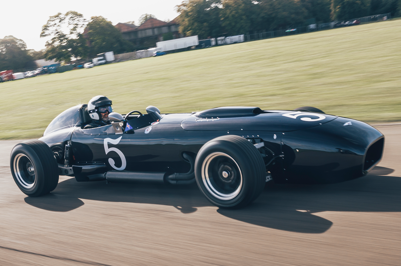 Classic & Sports Car - Bentley T-type Special: Crewe cut