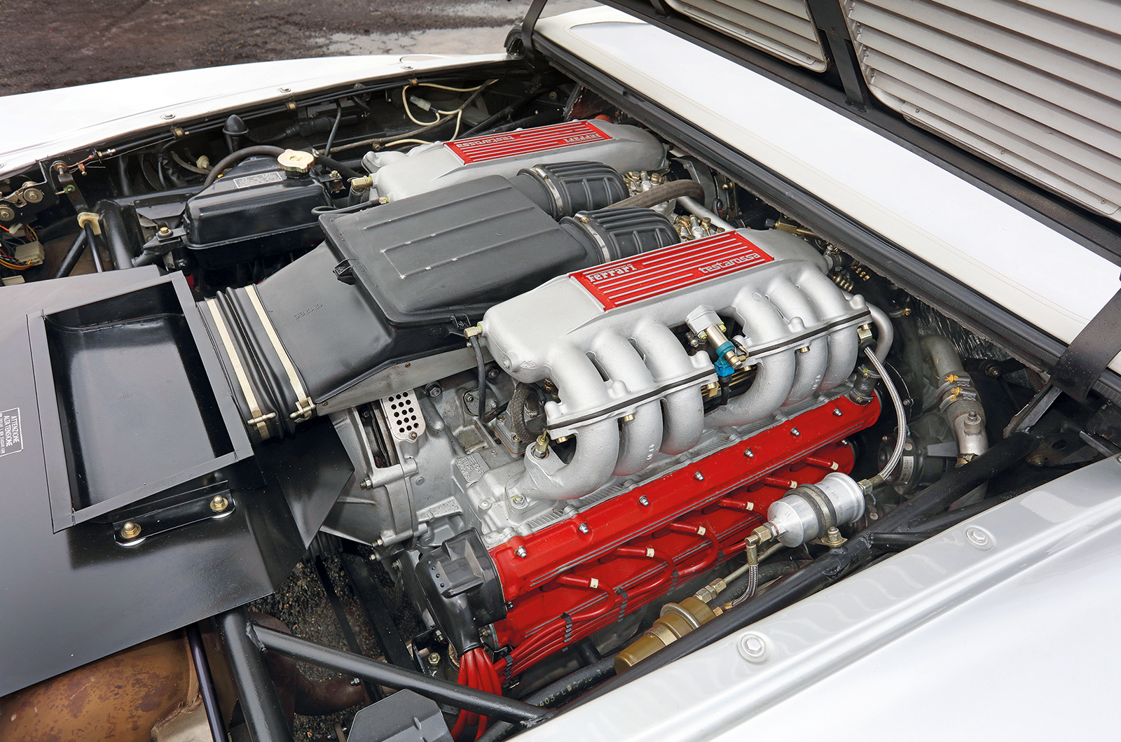 Classic & Sports Car - Ferrari Testarossa Spider: fit for a king