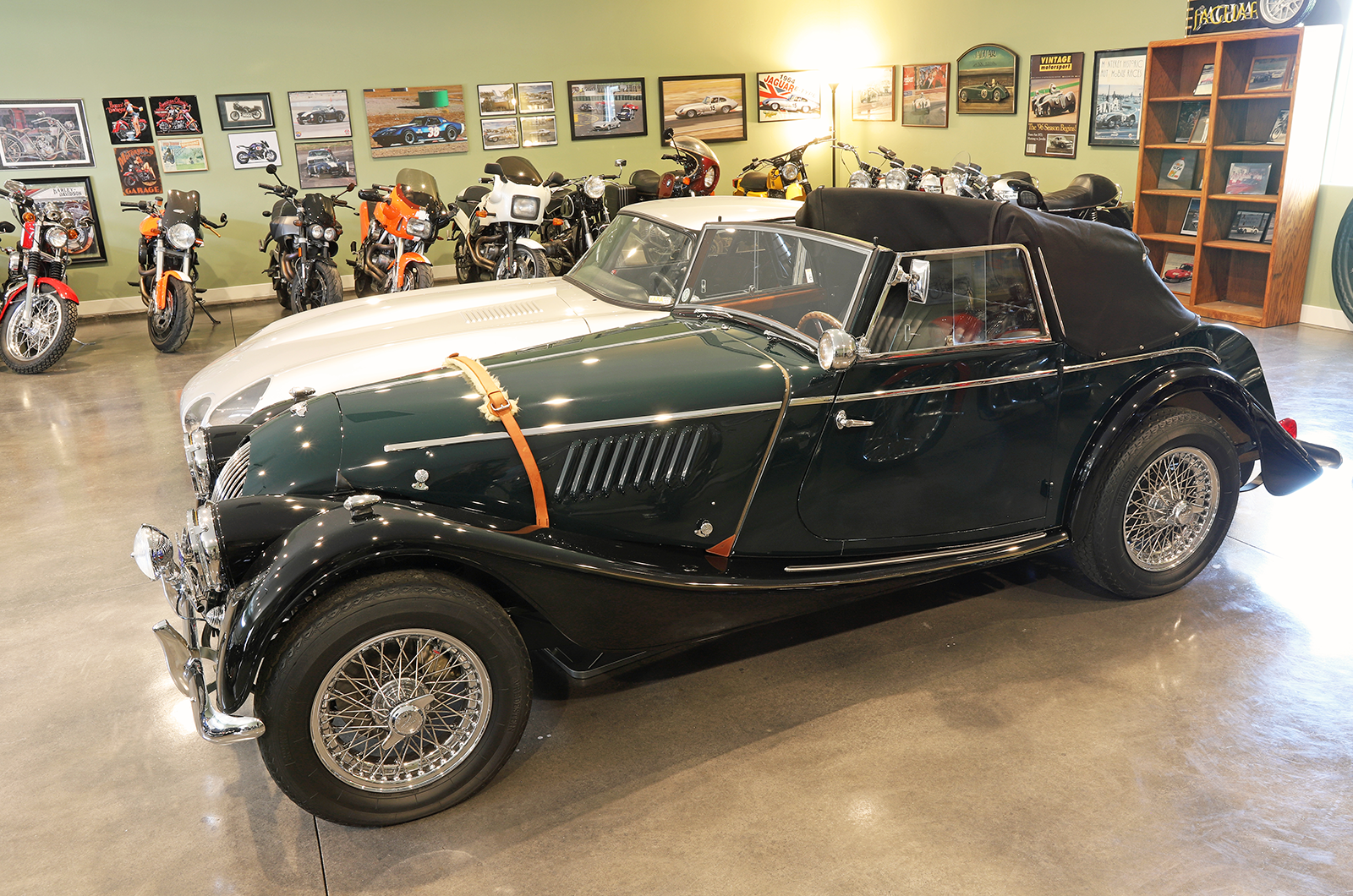 Classic & Sports Car - Also in my garage: classic cars and motorcycles