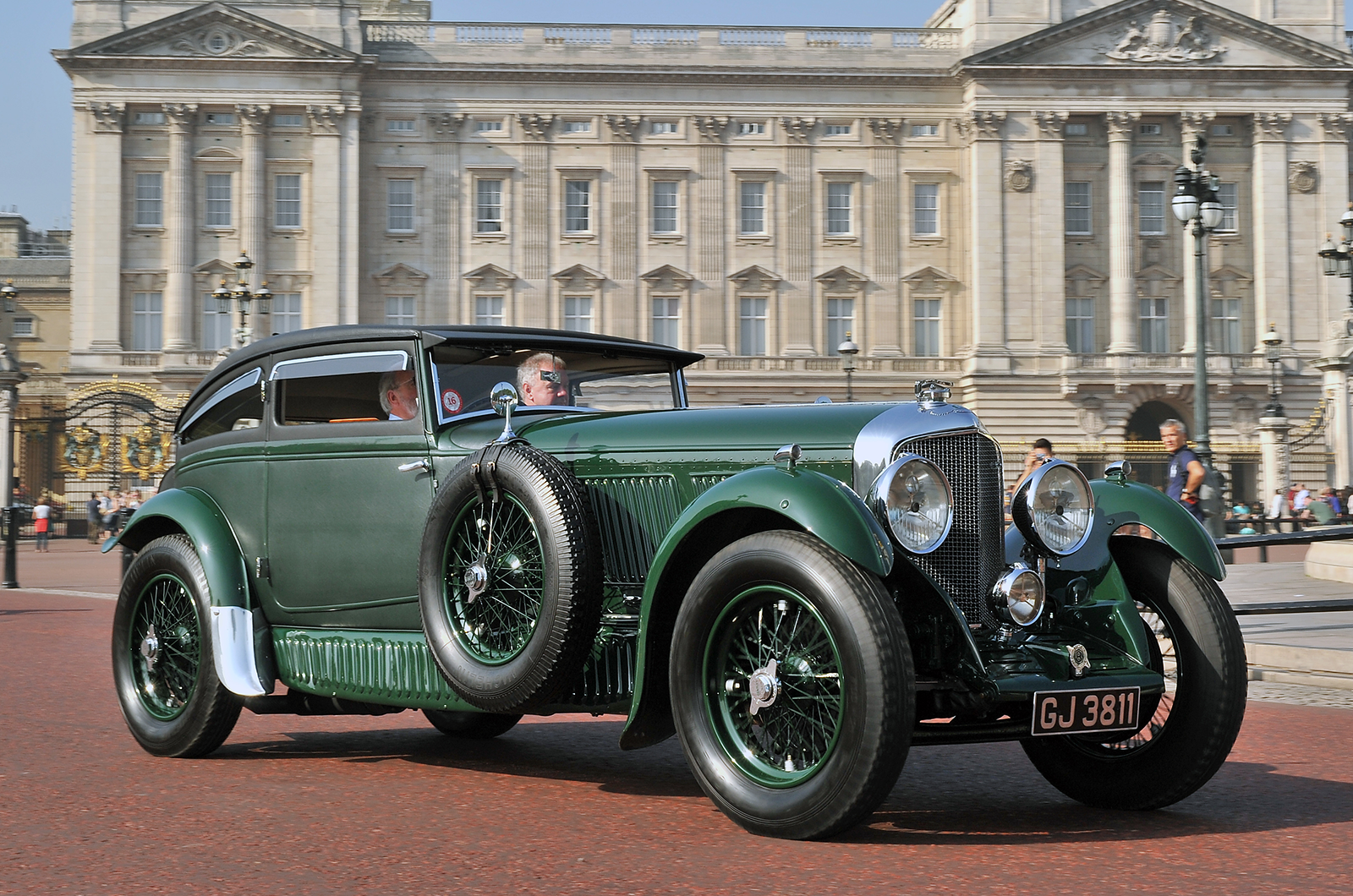Classic & Sports Car - Former winners returning to Concours of Elegance