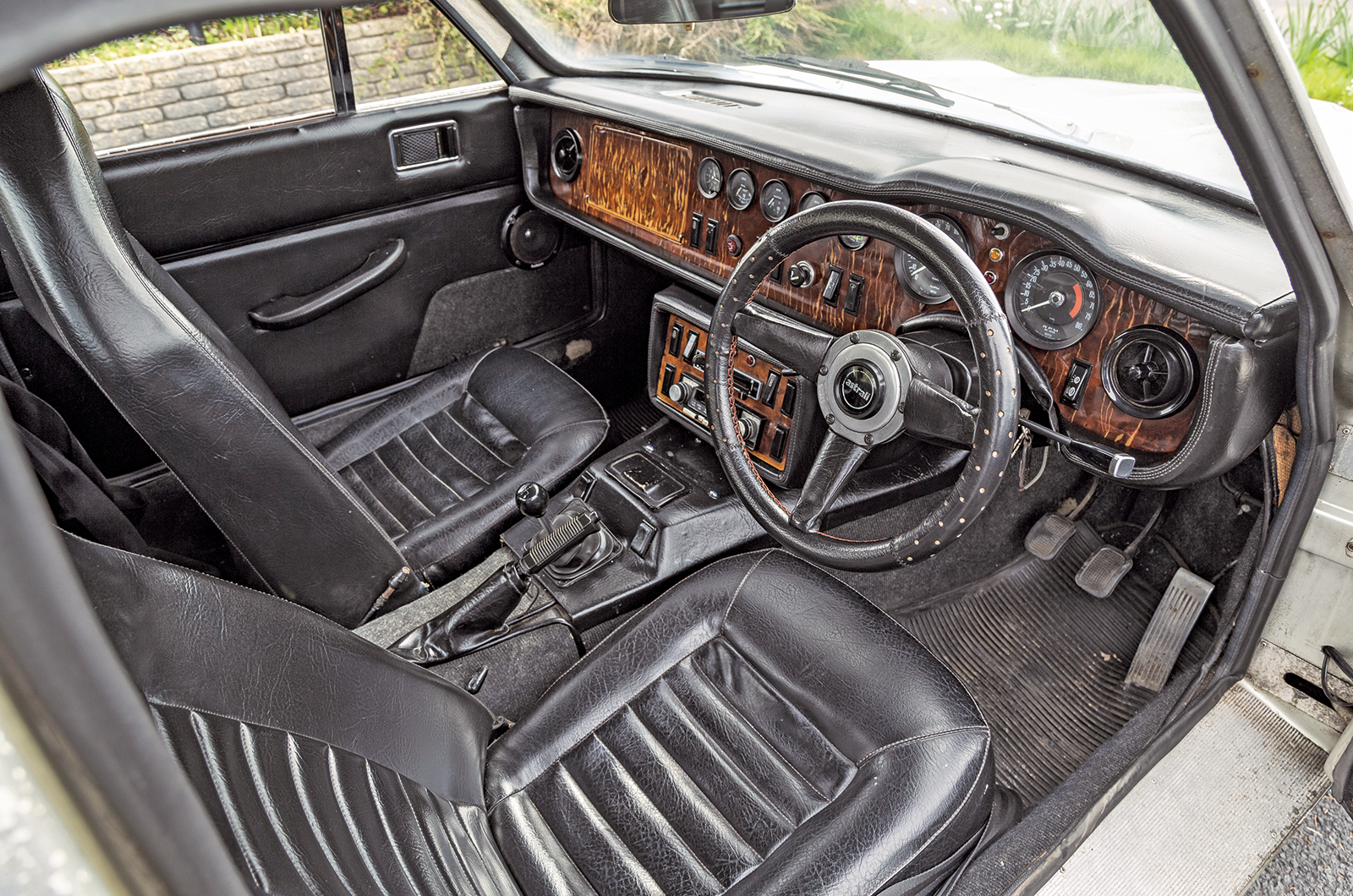 Classic &amp; Sports Car - Gilbern Genie and Invader: Welsh warriors