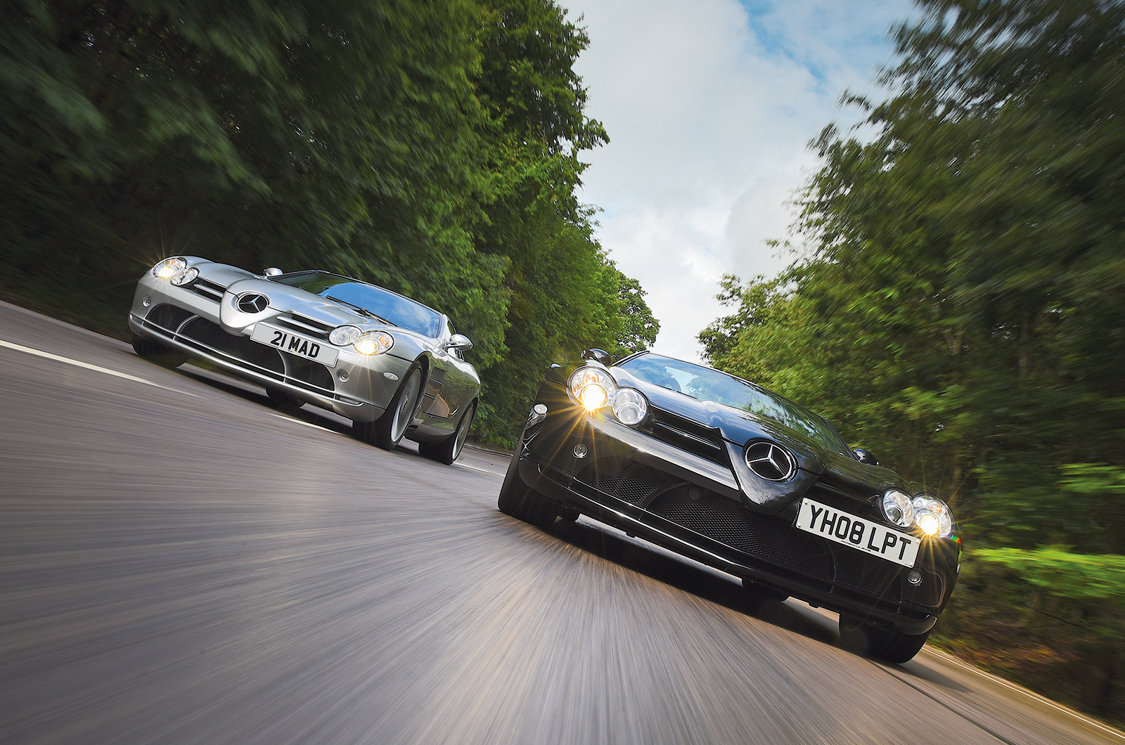 Classic & Sports Car - Mercedes-Benz SLR McLaren: identity crisis