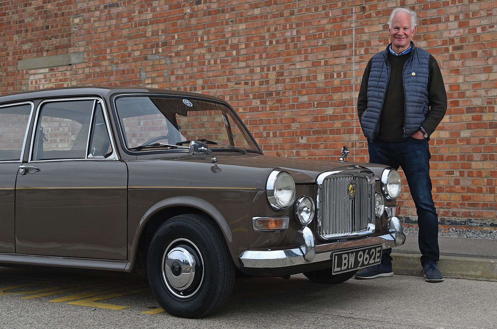 Classic & Sports Car - BMC ADO16: lateral thinking