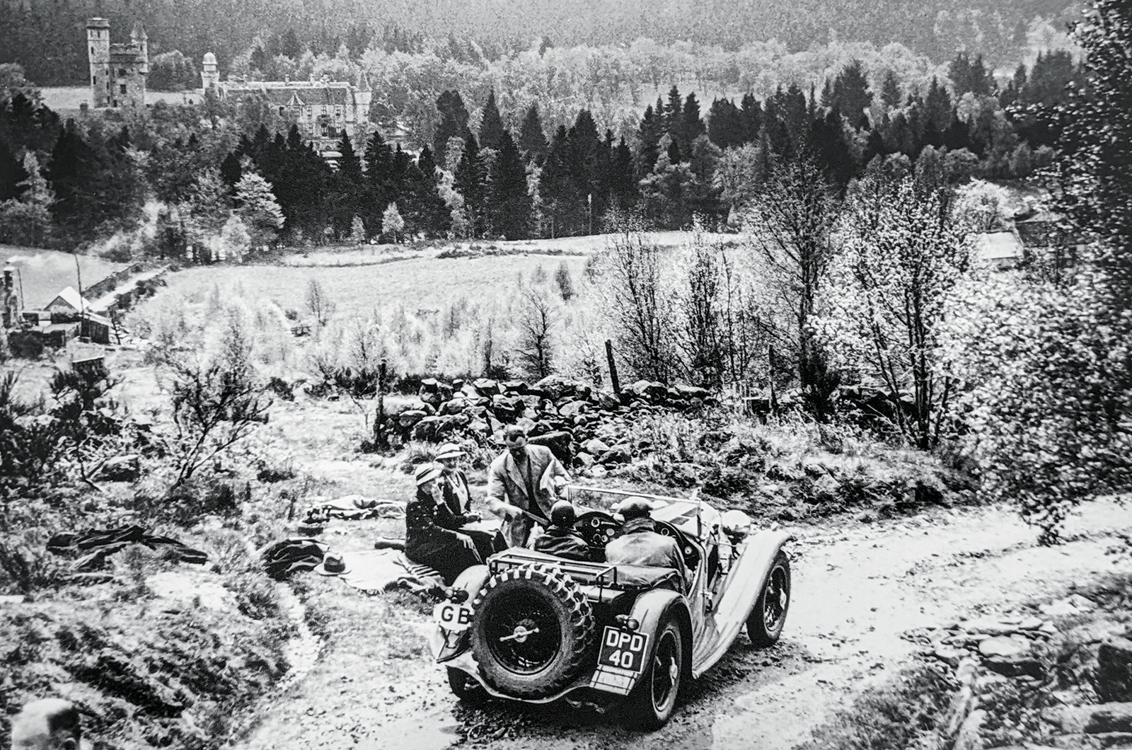 Classic & Sports Car – AC 16/80: styled for the hills