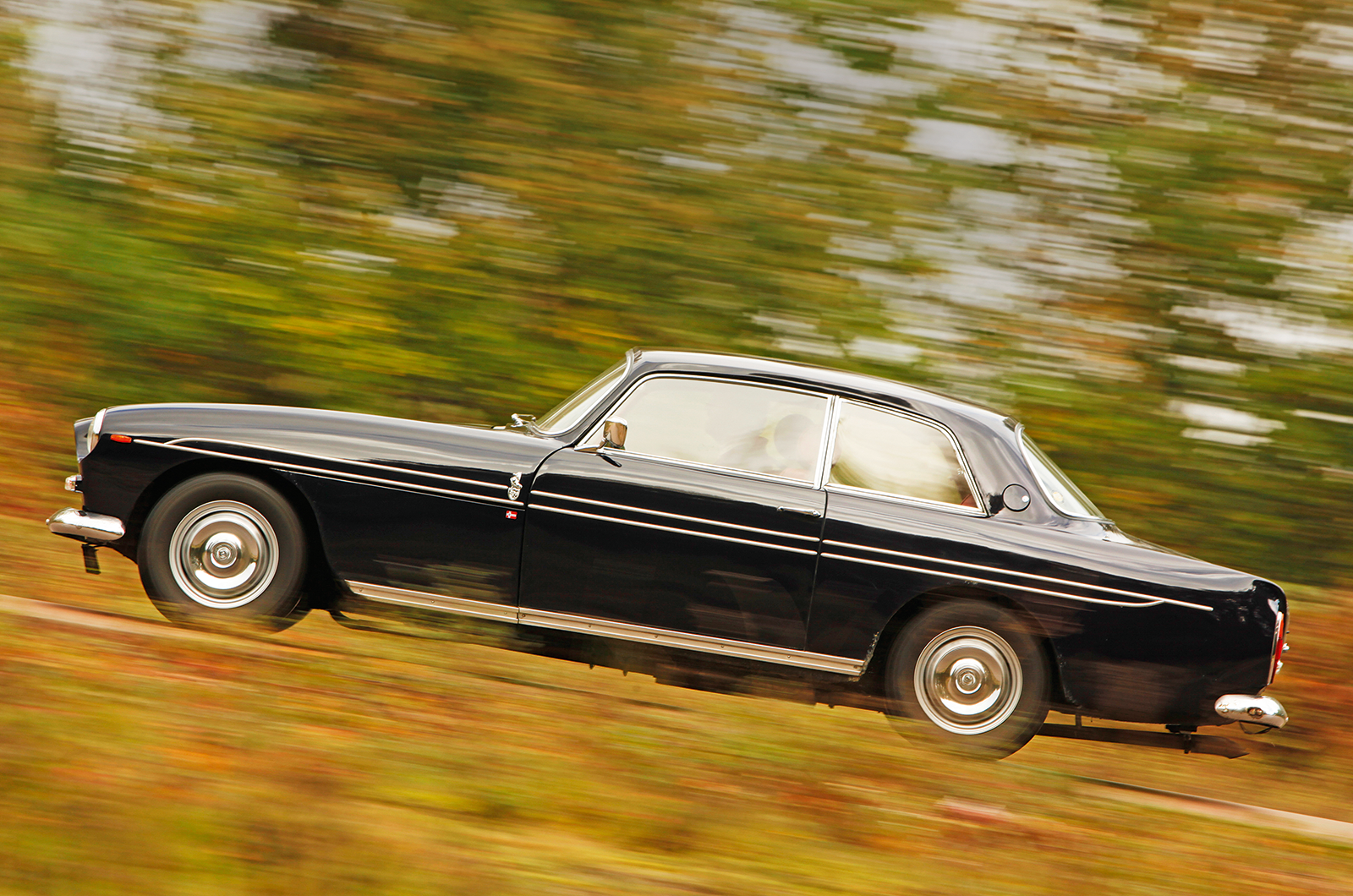 Classic & Sports Car – Bristol 410 vs Jensen C-V8: revolutionary rebels