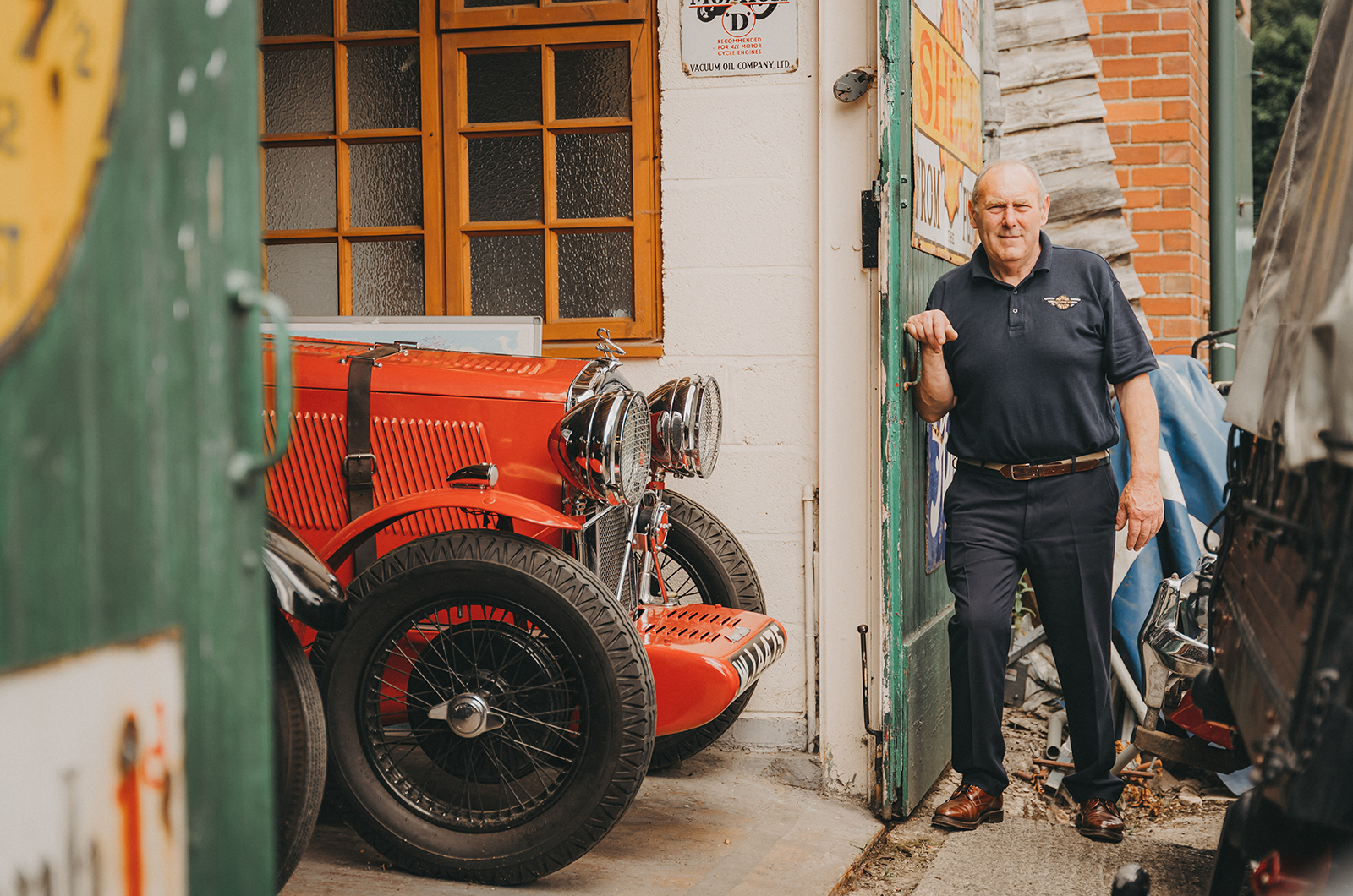 Classic & Sports Car – Derek Mathewson: behind the garage doors