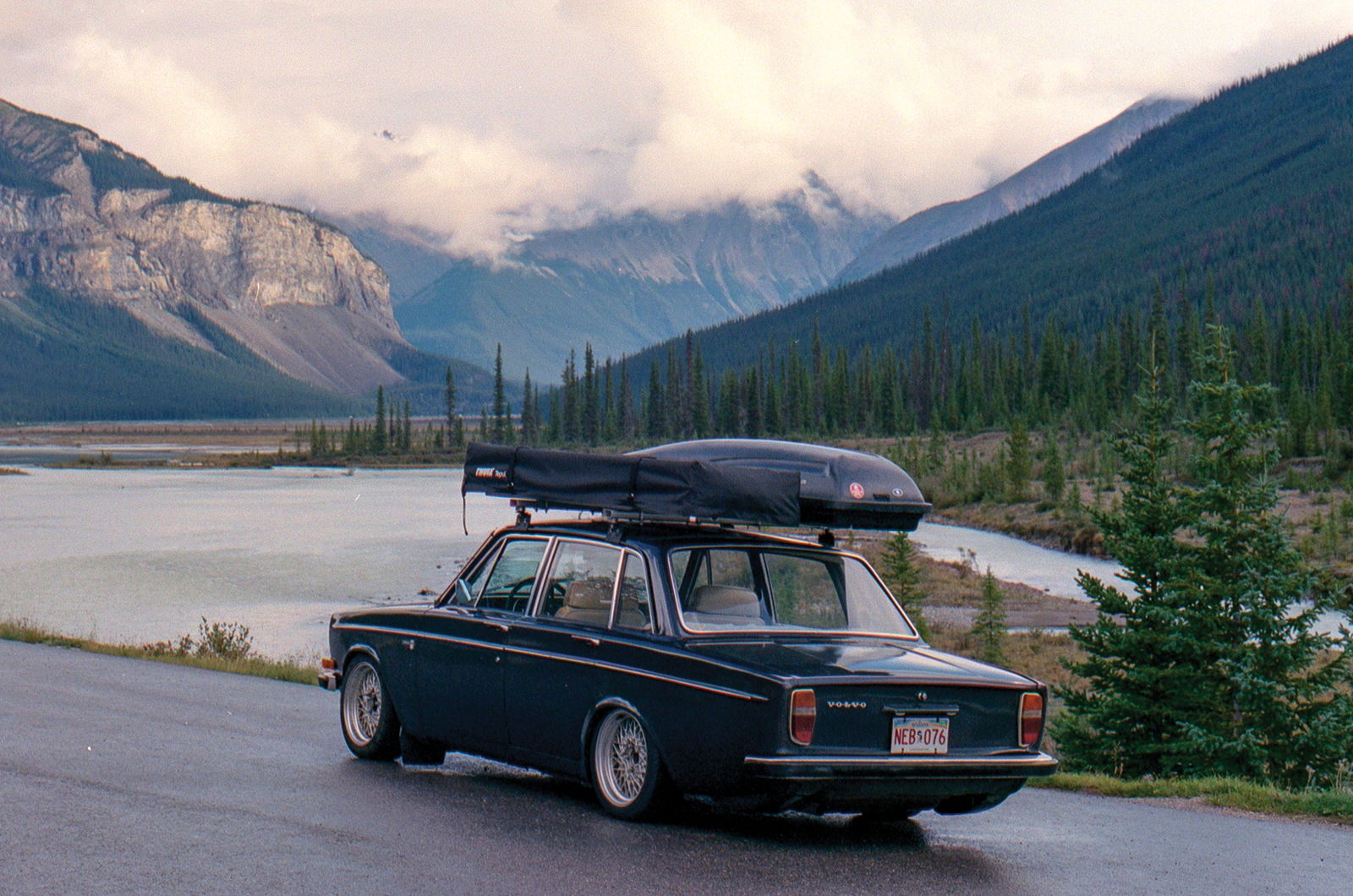 Classic & Sports Car – Retelling an epic Canadian adventure in a classic Volvo