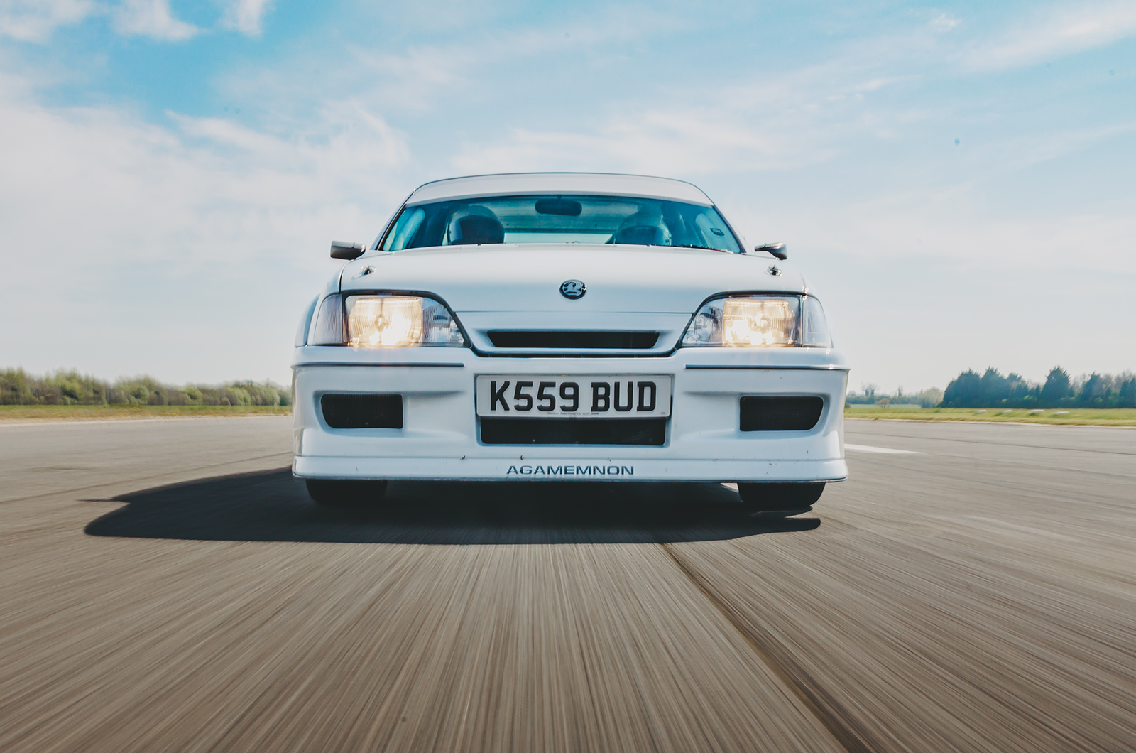 Classic & Sports Car – Reliving a wild road race in a classic Lotus Carlton