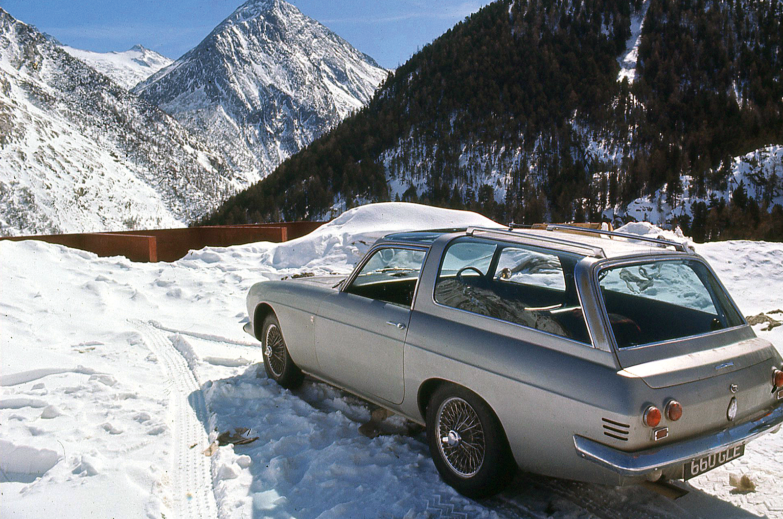 Classic & Sports Car – Reliant Scimitar GTE: Tom Karen’s landmark estate