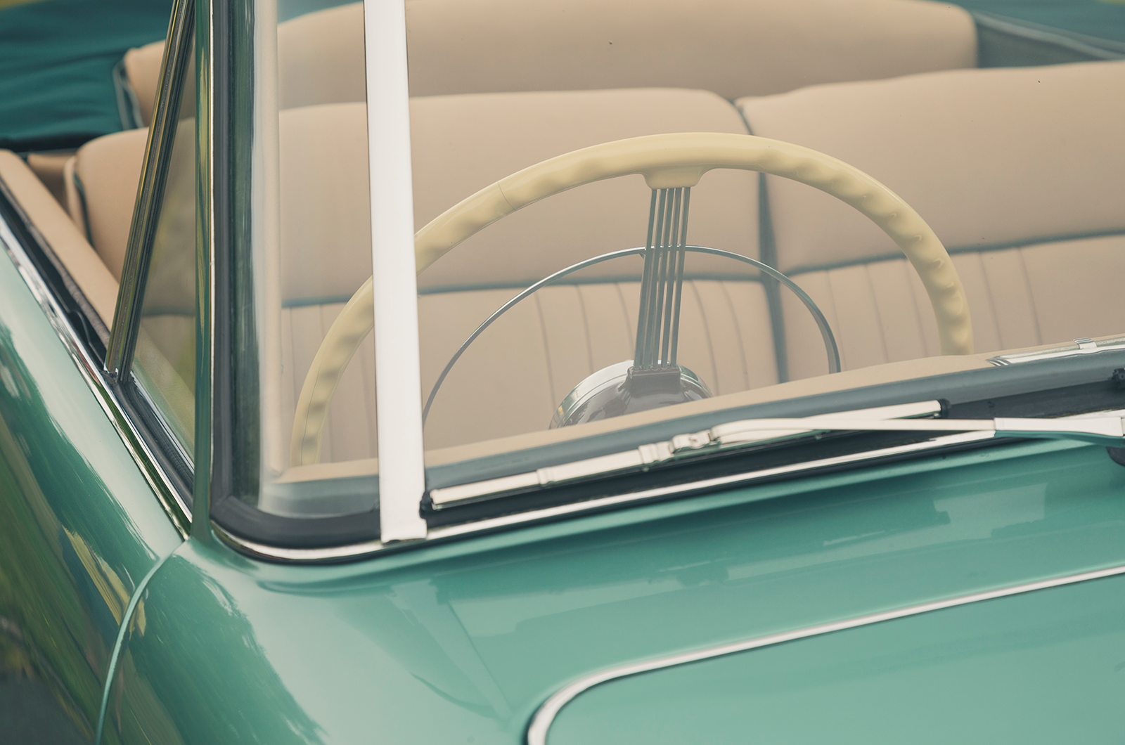 Classic & Sports Car – Austin A90 Atlantic: one for the album
