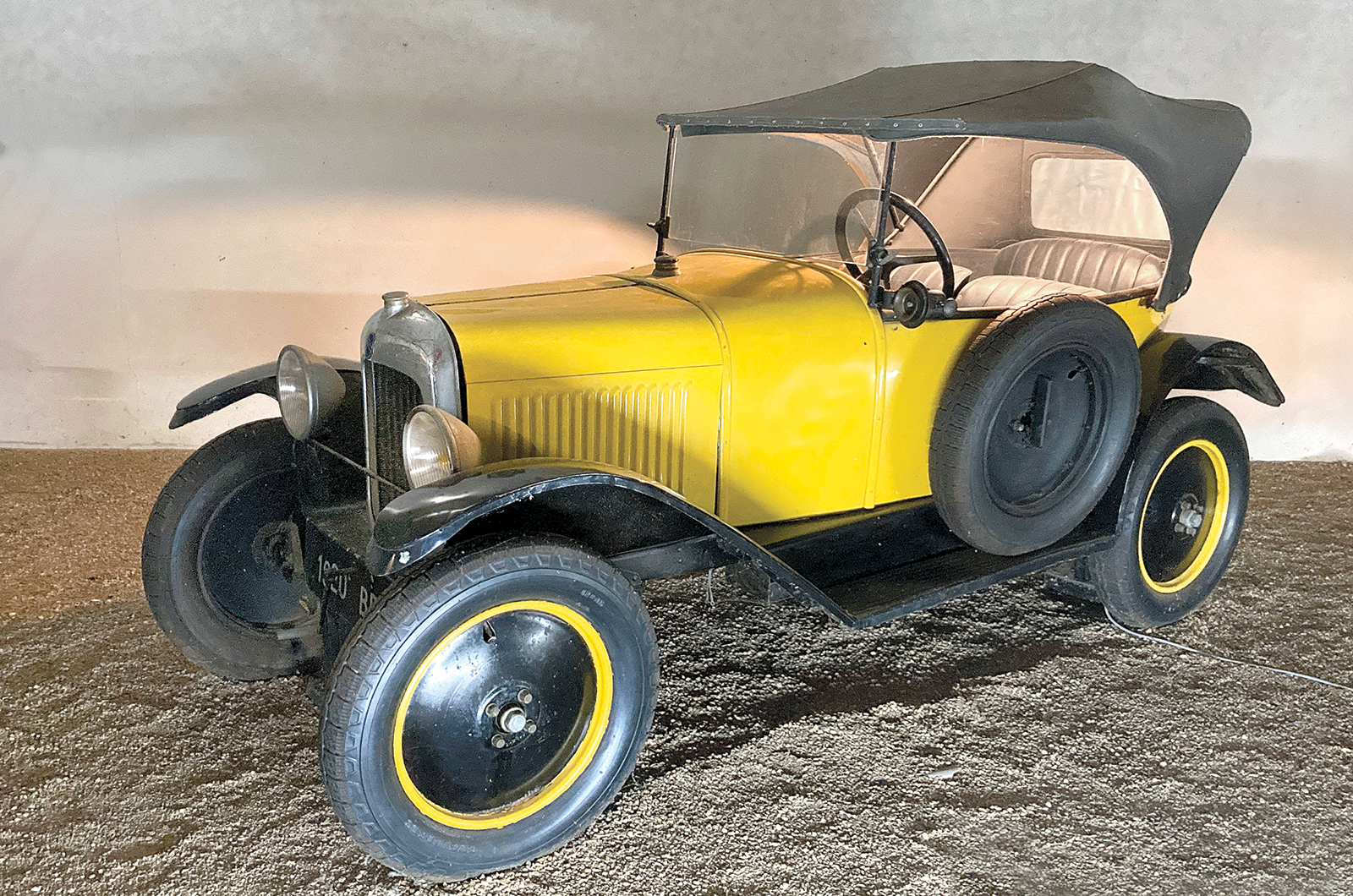 Classic & Sports Car – Classic shrine: Musée Maurice Dufresne