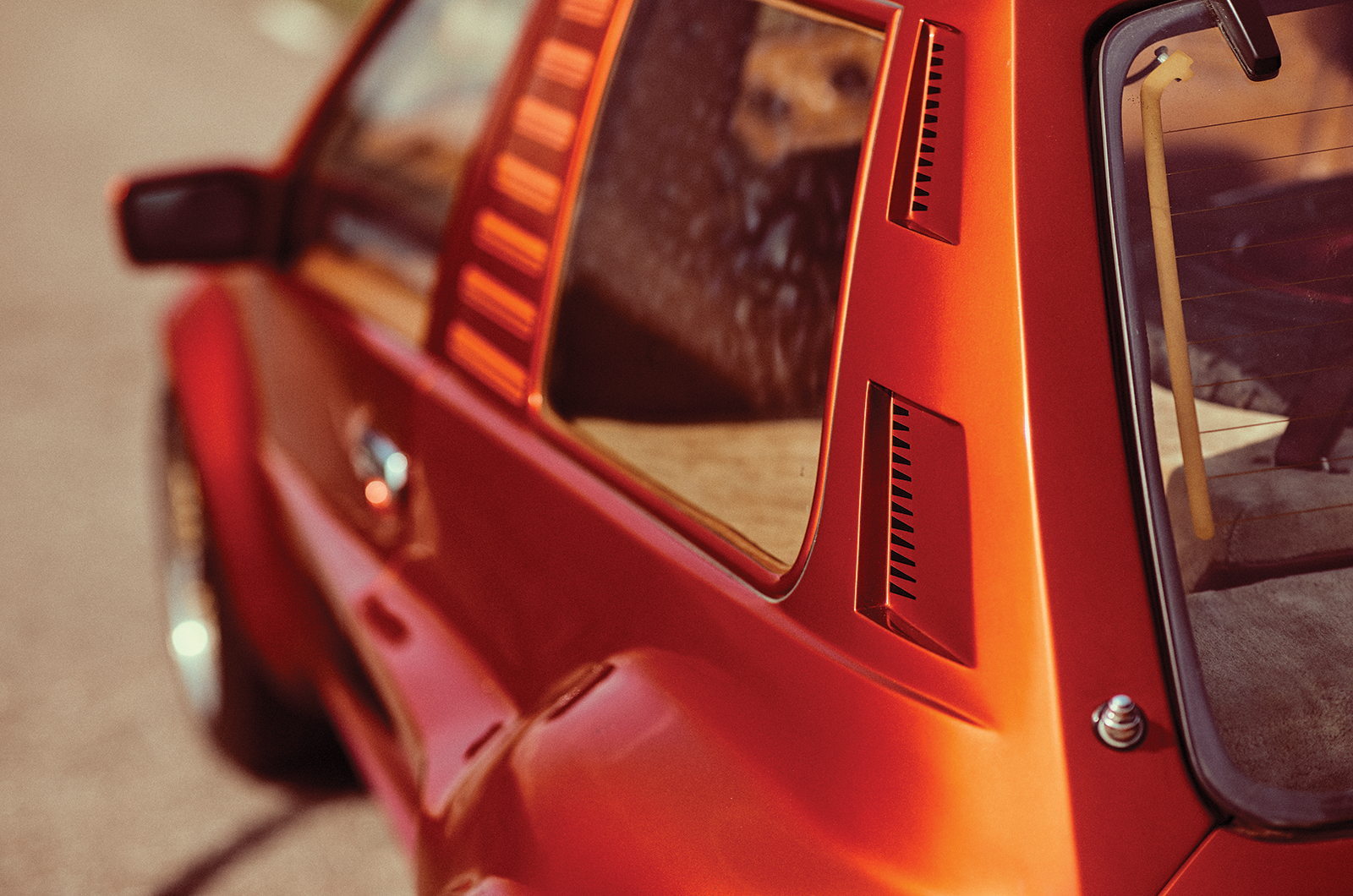 Classic & Sports Car – Sbarro Super eight: the hatchback with a Ferrari heart