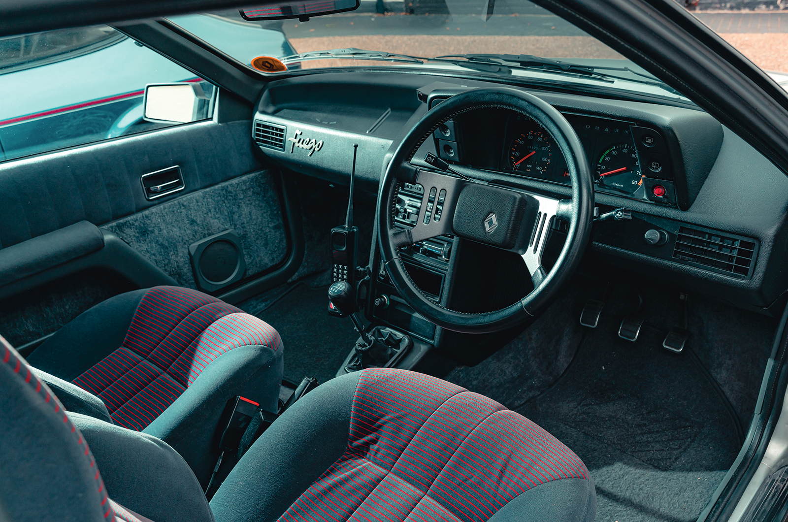 Classic & Sports Car – Ford Capri 2.8 Injection vs Renault Fuego Turbo vs Lancia HPE Volumex: a question of aspiration