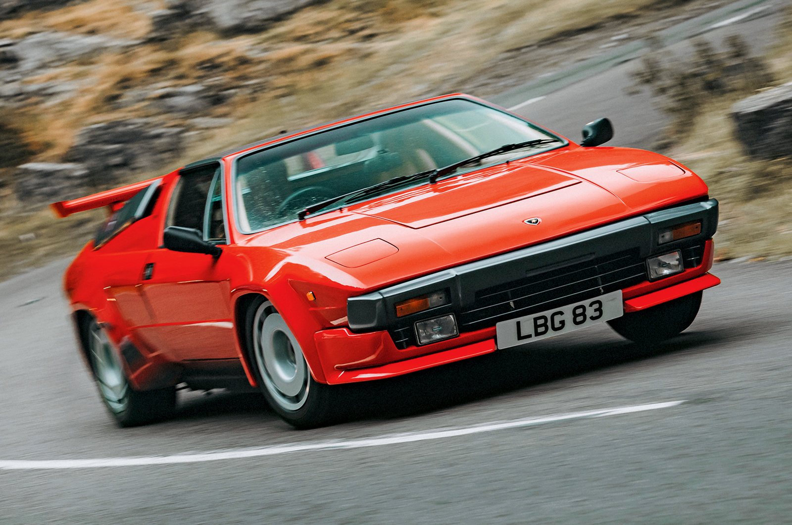 Classic & Sports Car – Junior supercar battle: Ferrari 328GTS vs Lotus Esprit Turbo vs Lamborghini Jalpa