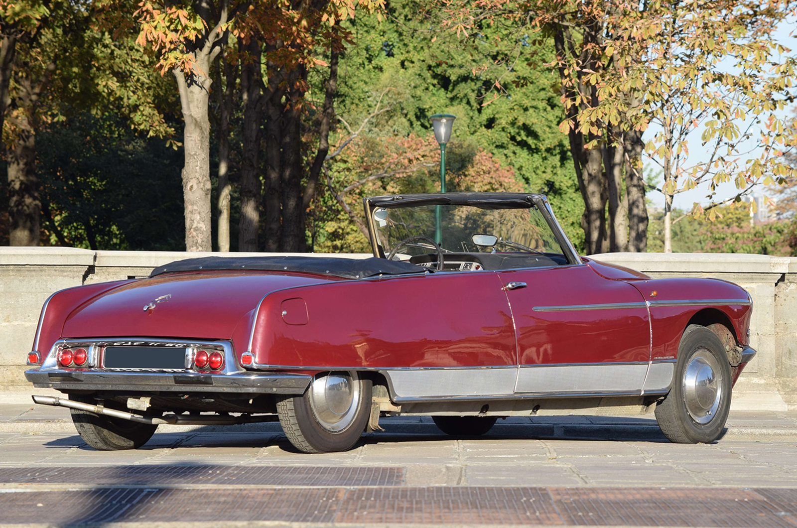 Classic & Sports Car – Citroën DS Majesty: the Midas touch