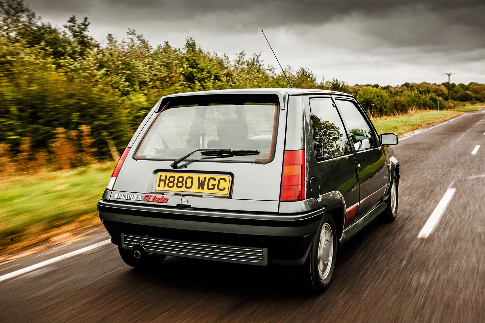 Classic & Sports Car – Renault 5 GT turbo vs Lancia Delta HF turbo ie: small cars, big punch