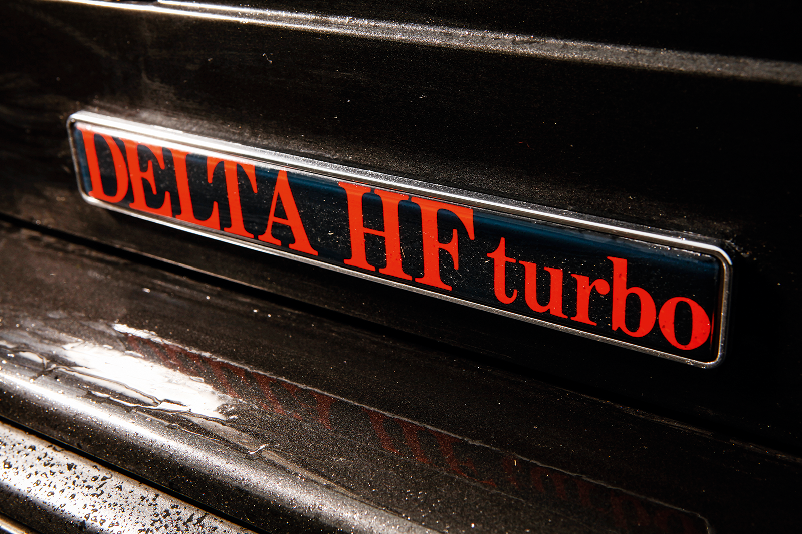 Classic & Sports Car – Renault 5 GT turbo vs Lancia Delta HF turbo ie: small cars, big punch