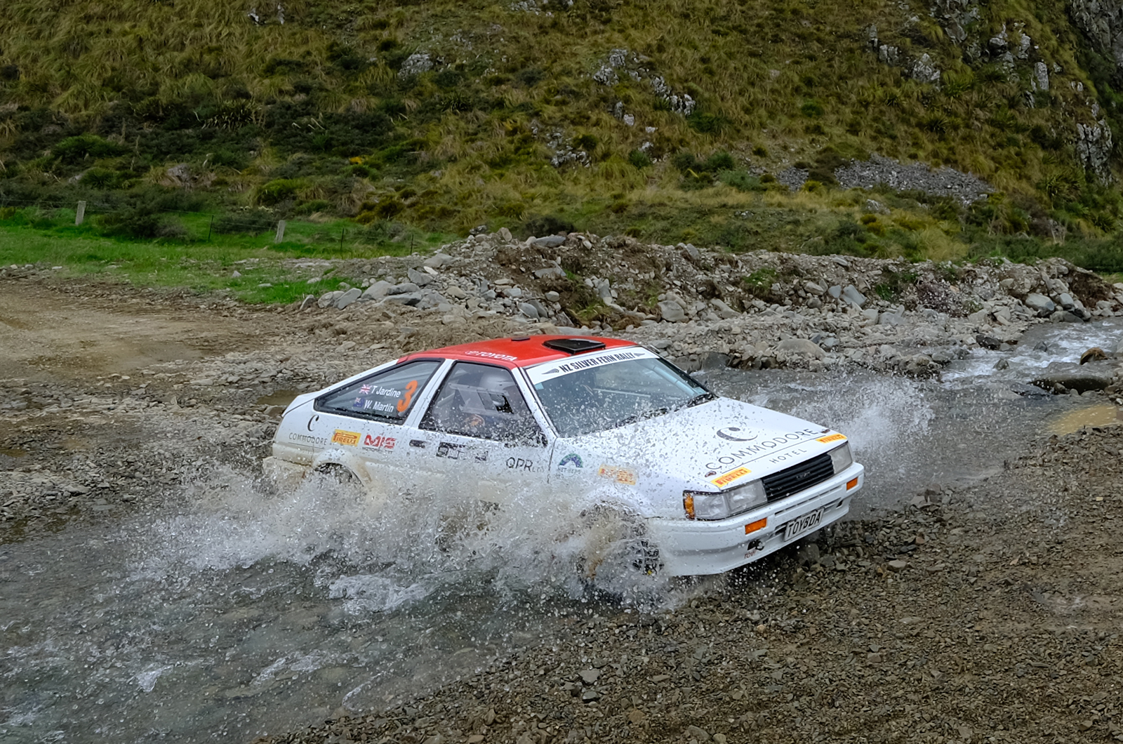 Classic & Sports Car – Taking on the Silver Fern Rally in a classic Toyota