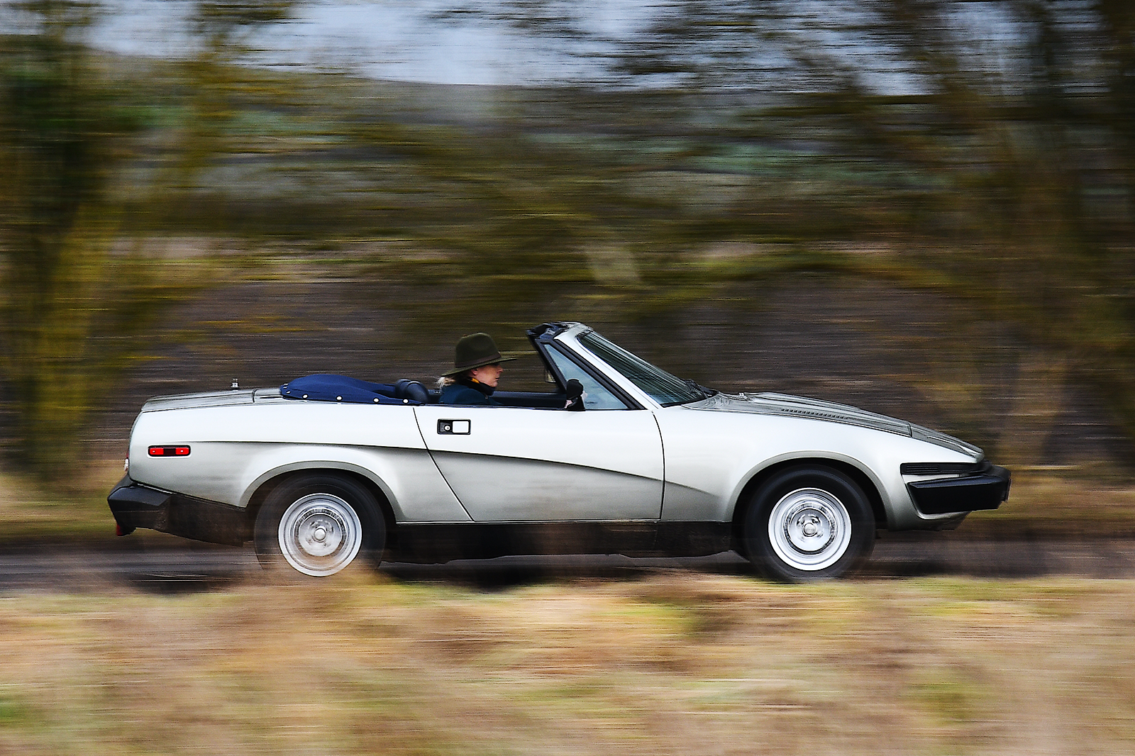 Classic & Sports Car – Triumph TR7 vs Jensen-Healey: underdog day