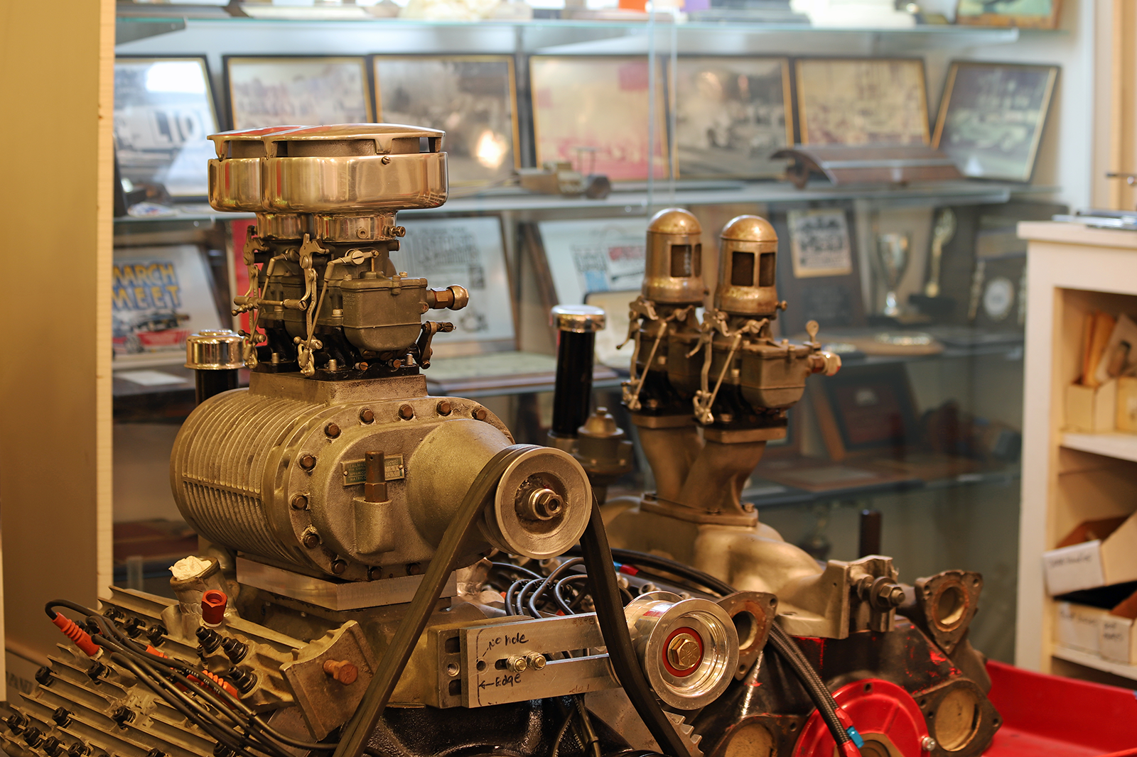 Classic & Sports Car – Also in my garage: classic American cars and automobilia