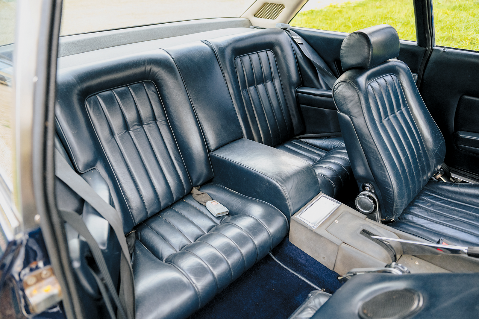 Classic & Sports Car – Ferrari 365GT4 2+2 vs 400i vs 412: Maranello’s practical magic