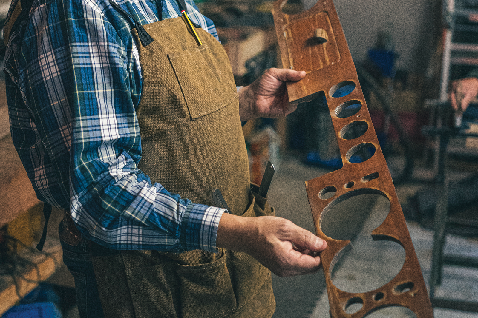 Classic & Sports Car – The specialist: Sowerby Coachworks & Veneering