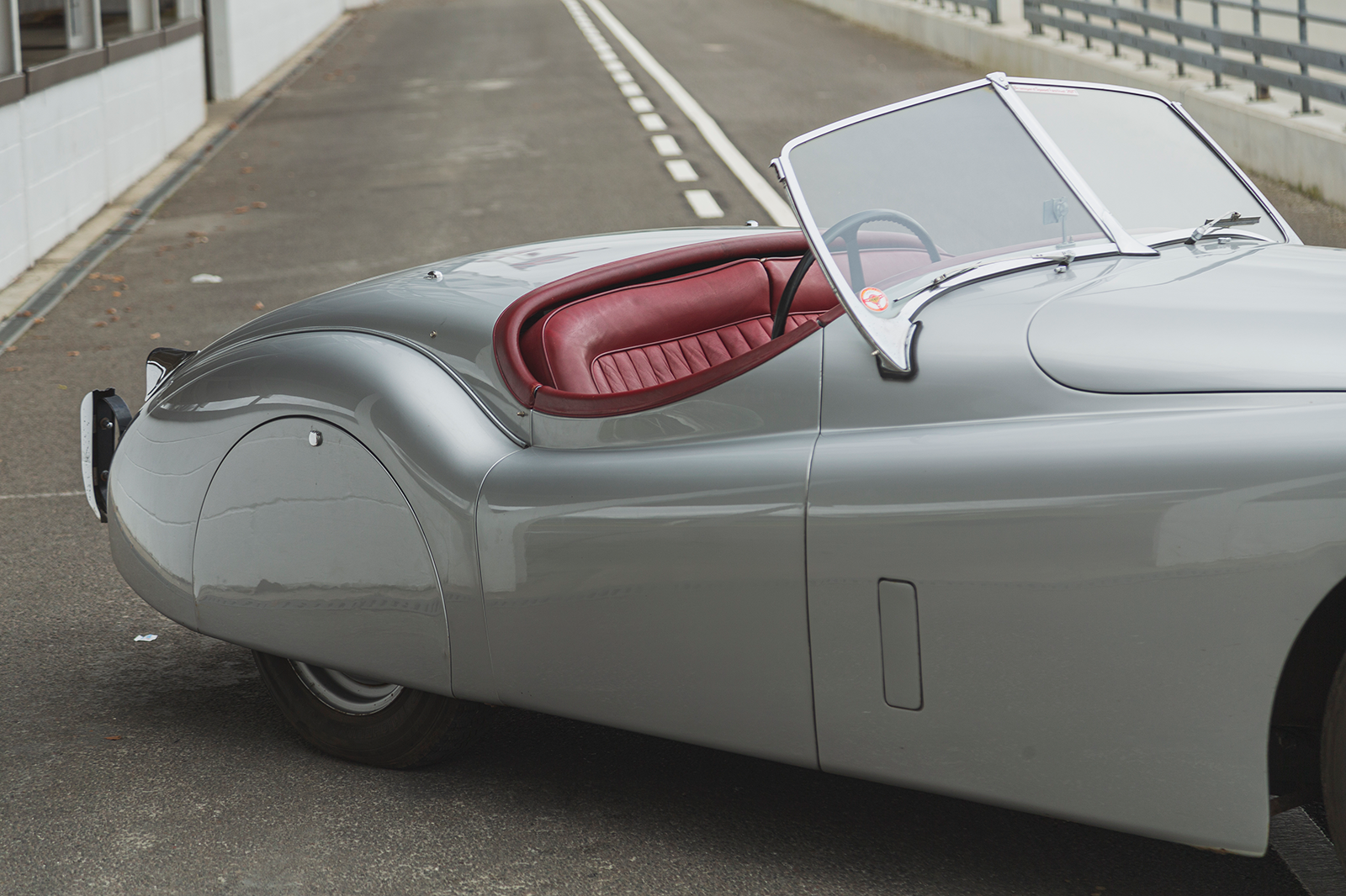 Classic & Sports Car – 1948’s game changers: Jaguar XK120