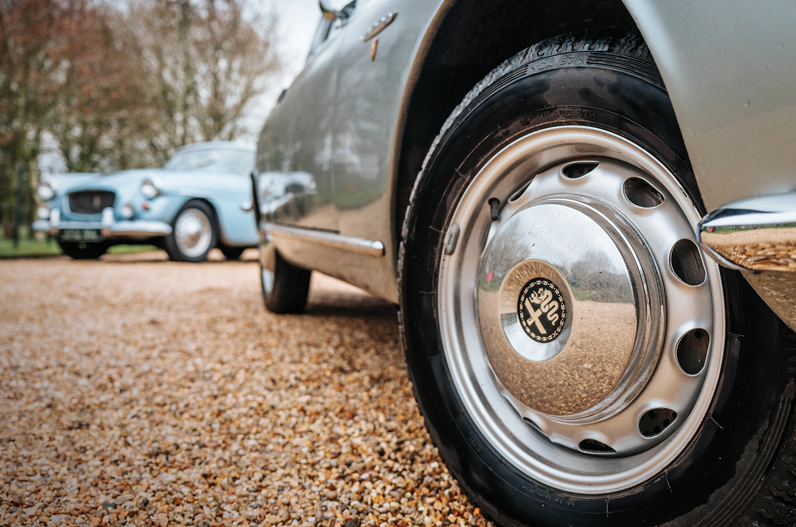Classic & Sports Car – Alfa Romeo 2000 Sprint vs Bristol 406: the connoisseur’s choice